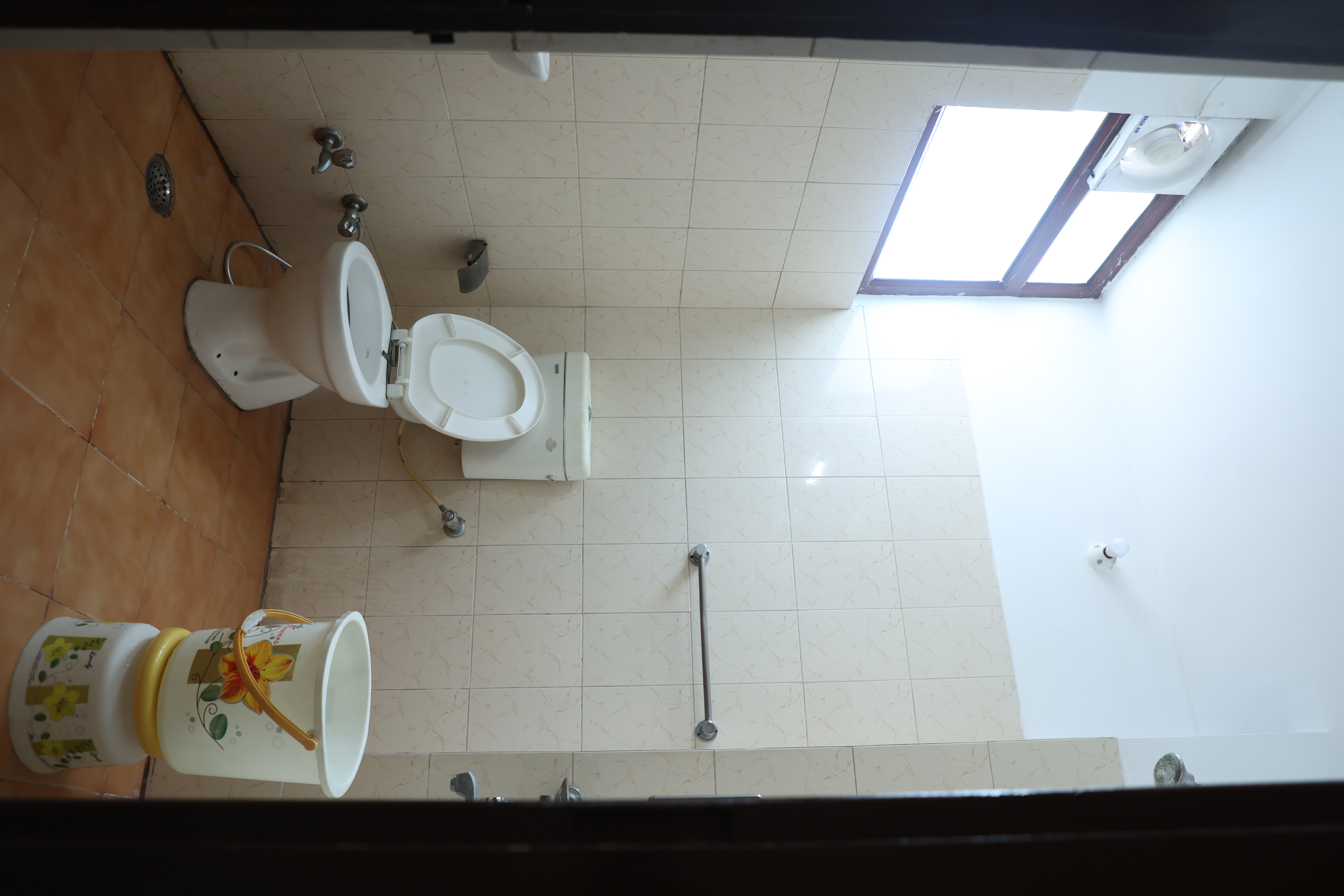 HOTEL V. S. Continental