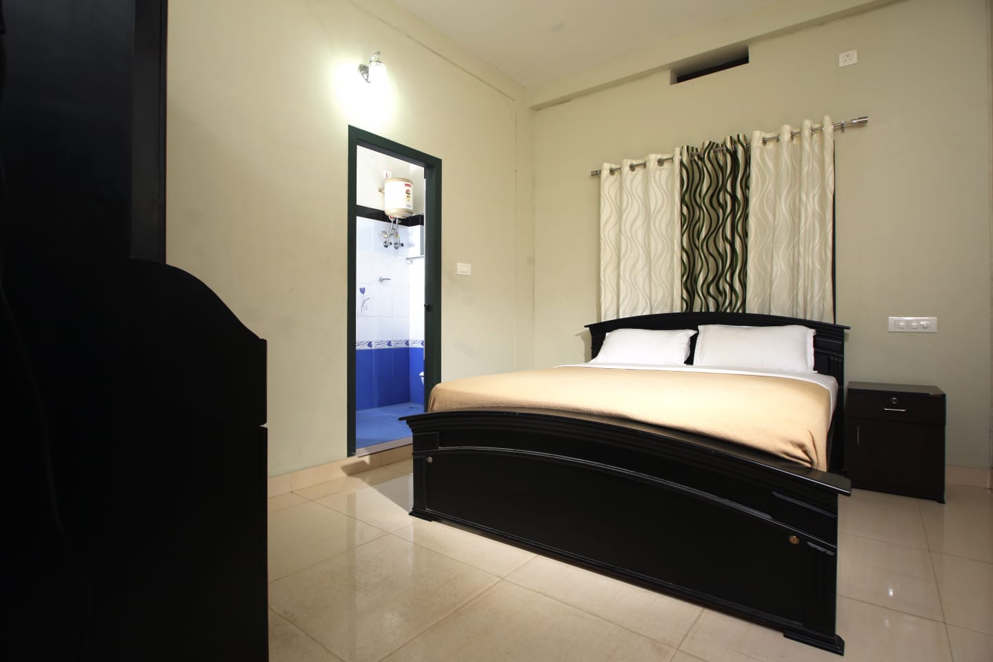 Misty Hill Resort