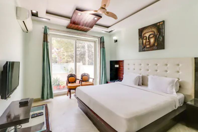 Platinum SQS Key Medanta, Gurgaon 4