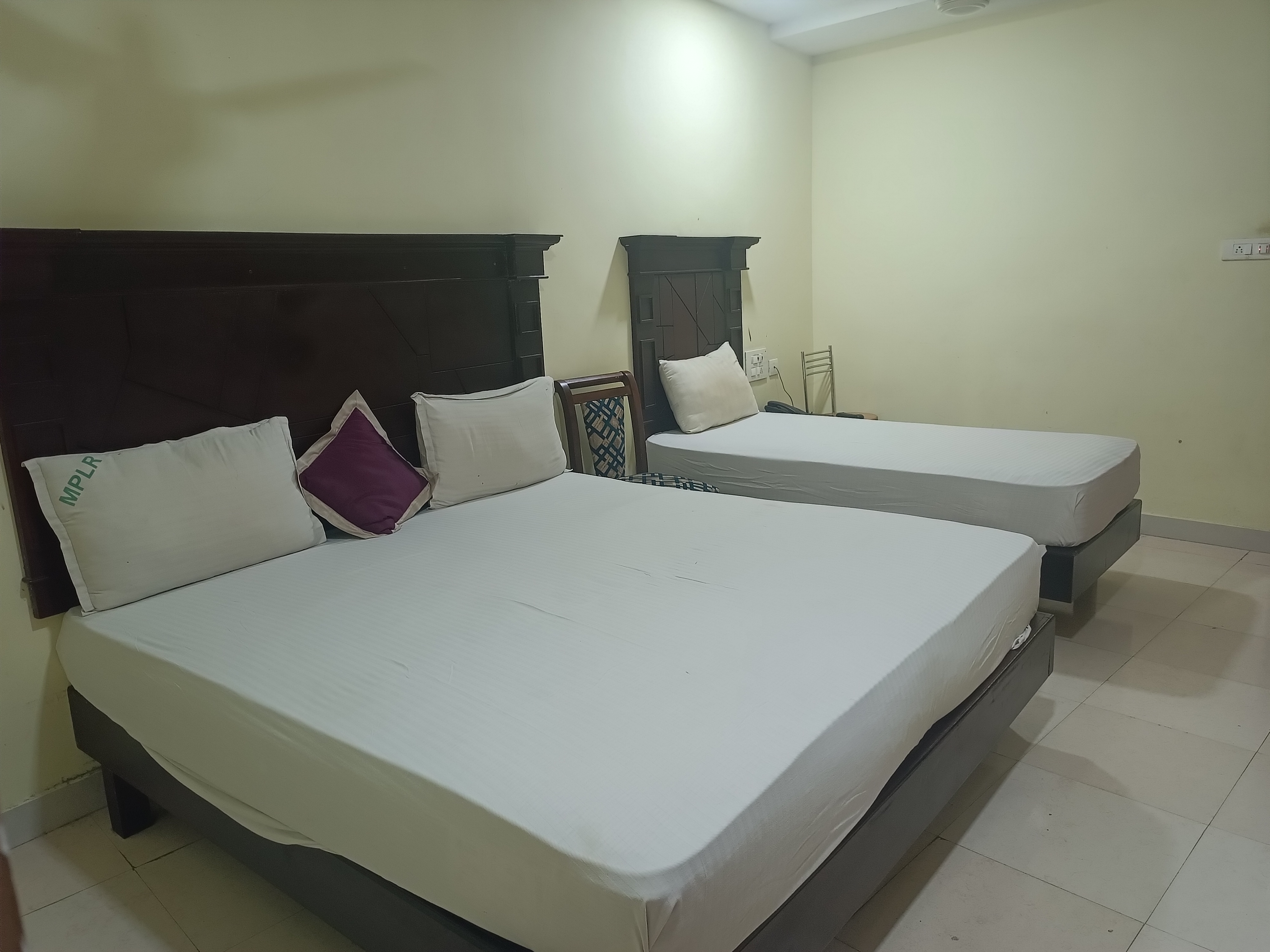 Malabar Plaza Lodge, Kochi 5