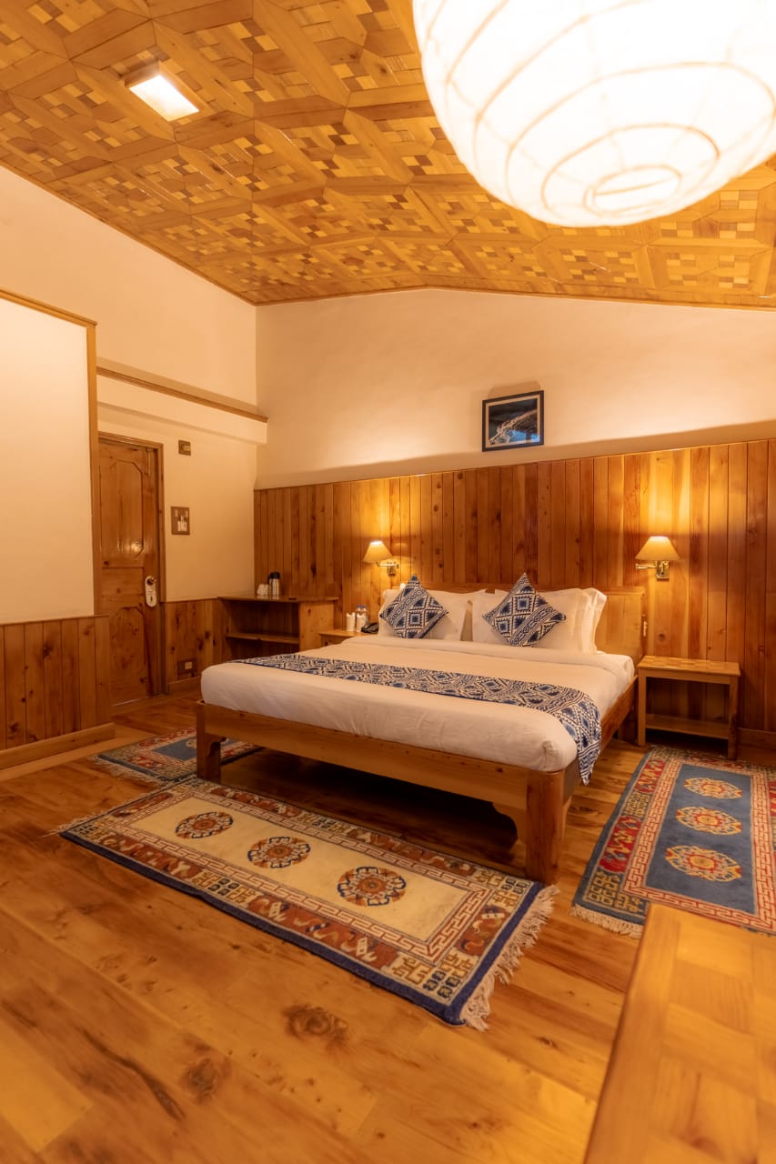 Hotel Negis May Flower ( A Heritage Since 1965), Manali 3