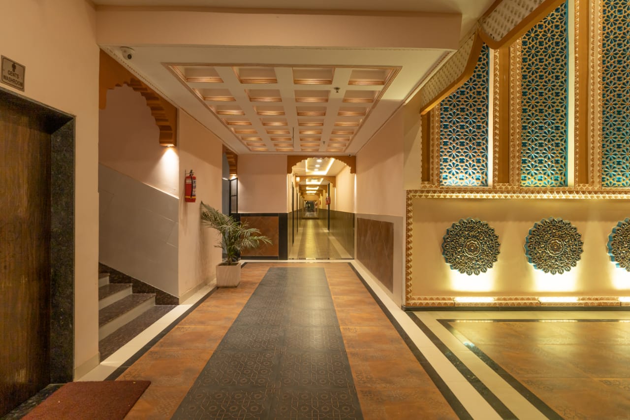 Rajwada Resort, Raipur 2
