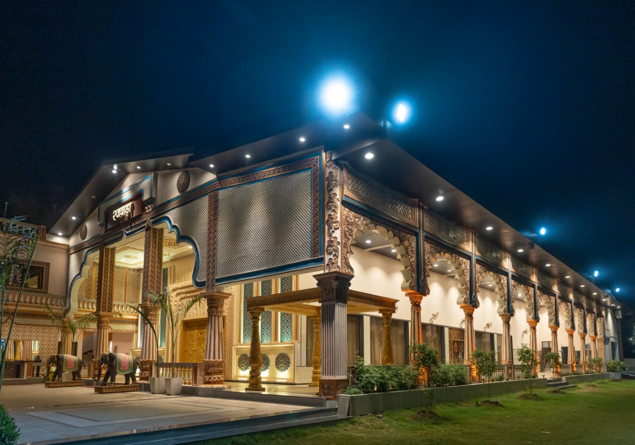 Rajwada Resort, Raipur 4