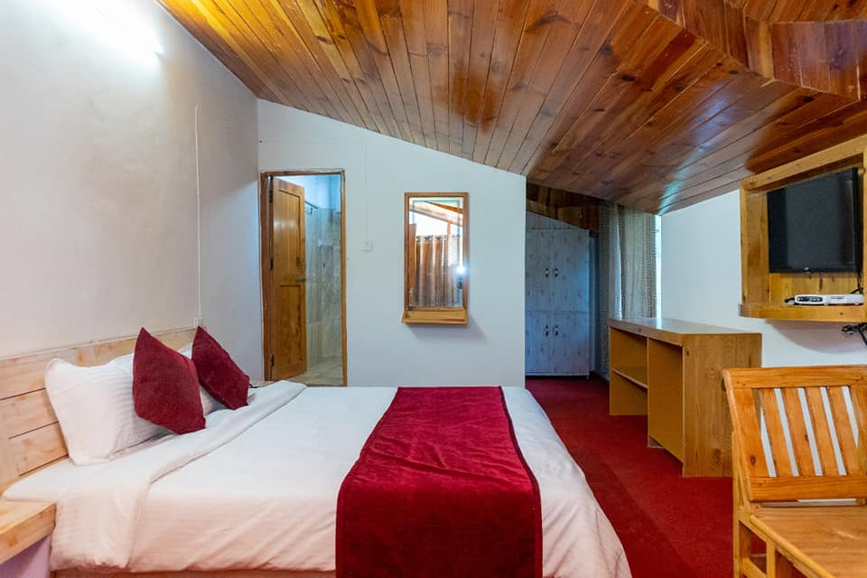 Hotel Sun N Snow, Manali 3