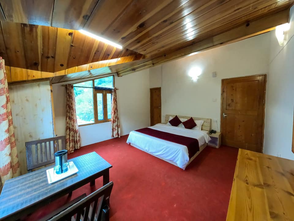 Hotel Sun N Snow, Manali 5