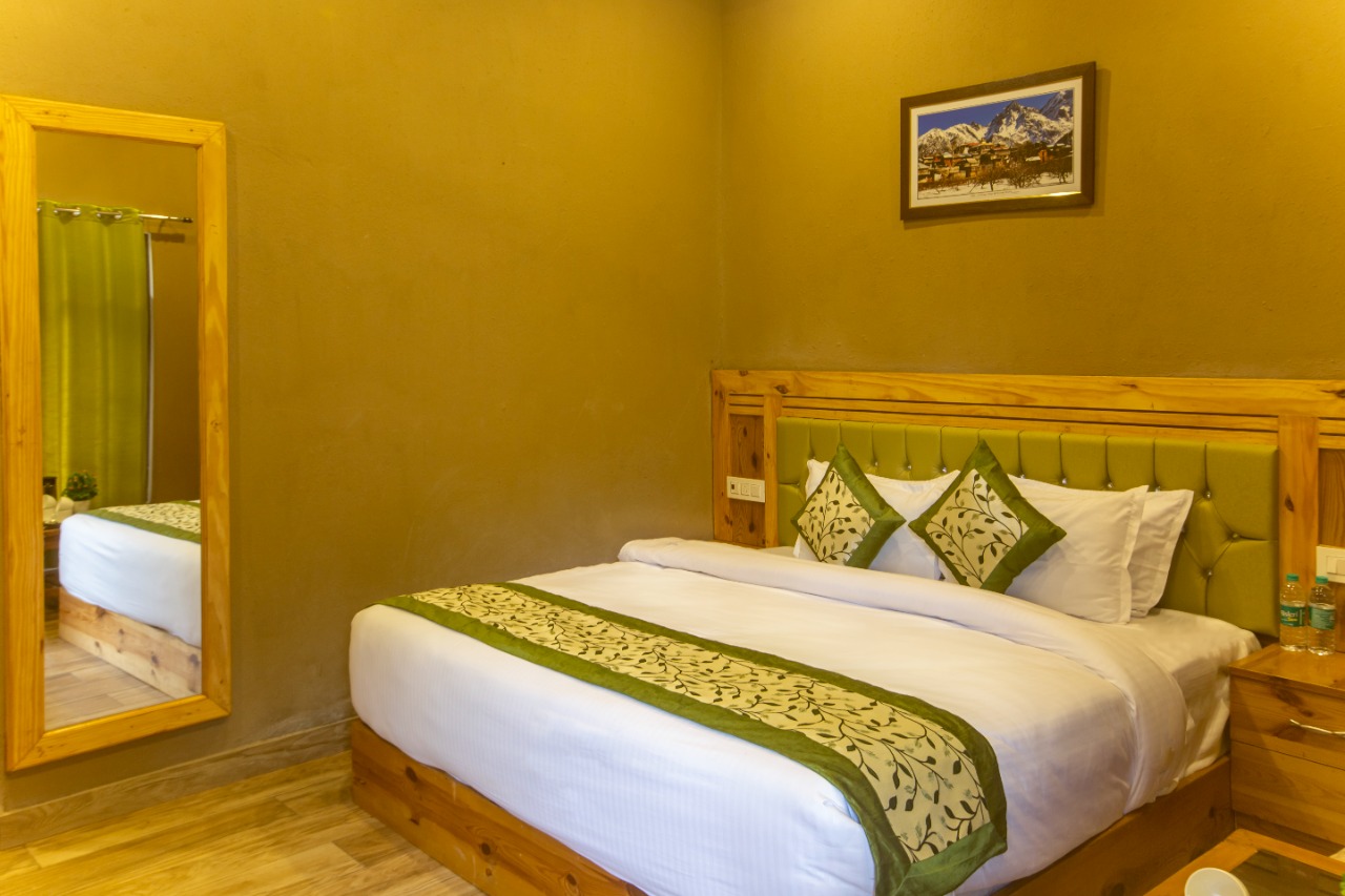 Backwoods Retreat Shimla, Shimla 2