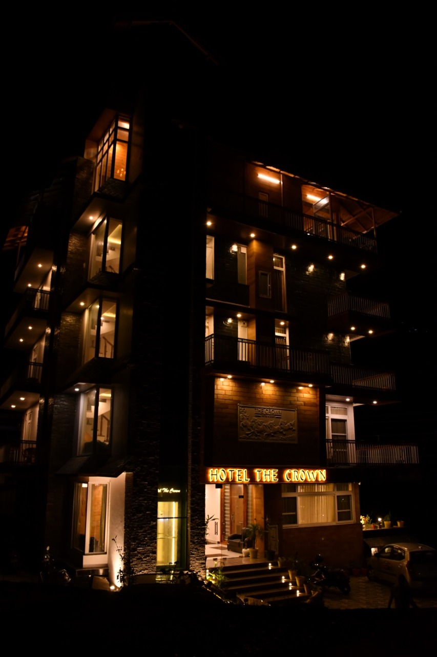 Hotel The Crown, Dharamshala 4