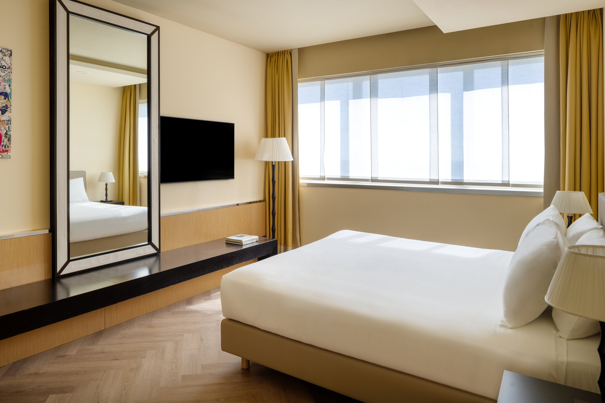 Superior One-Bedroom Apartment