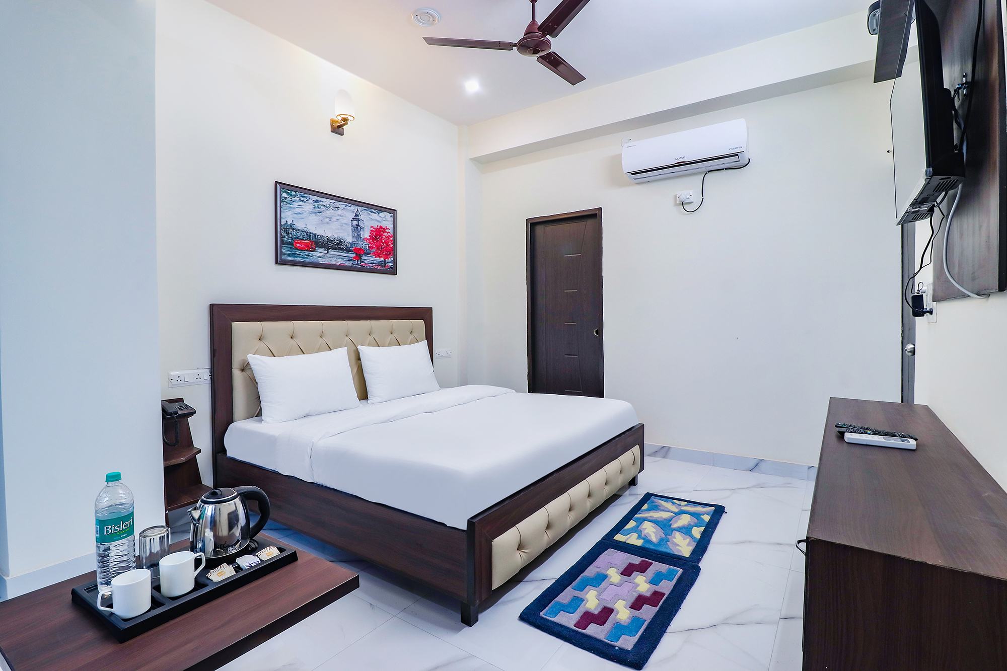 FabHotel Maira Heights, Dehradun 5