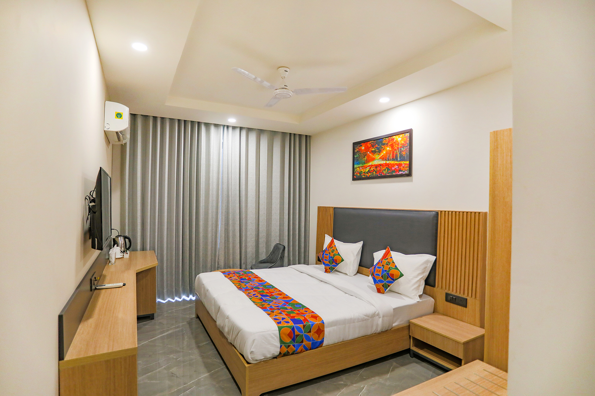 FabHotel Salt Stayz, Gurgaon 3