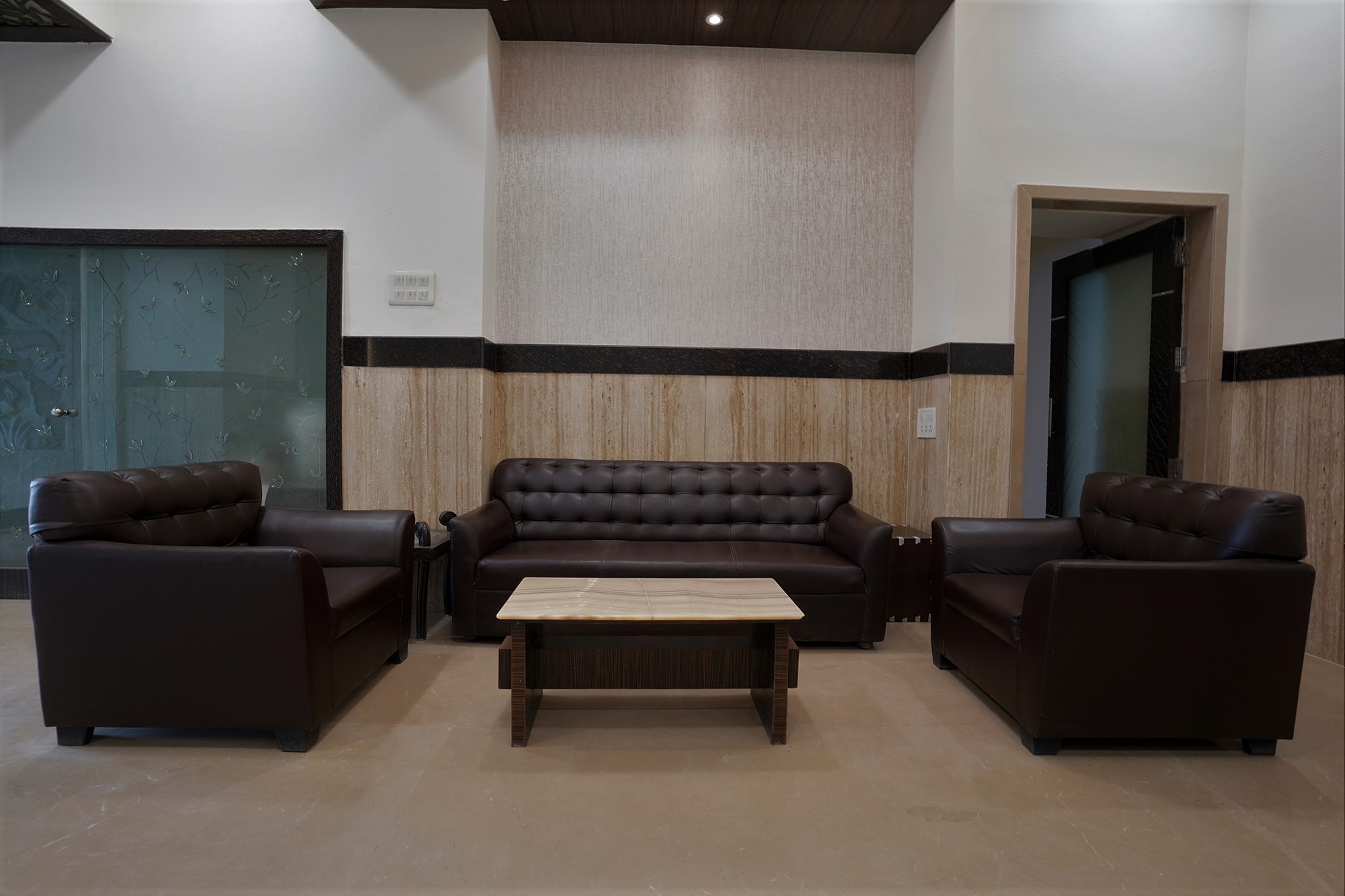 FabHotel Kamran Residency, Mumbai 2