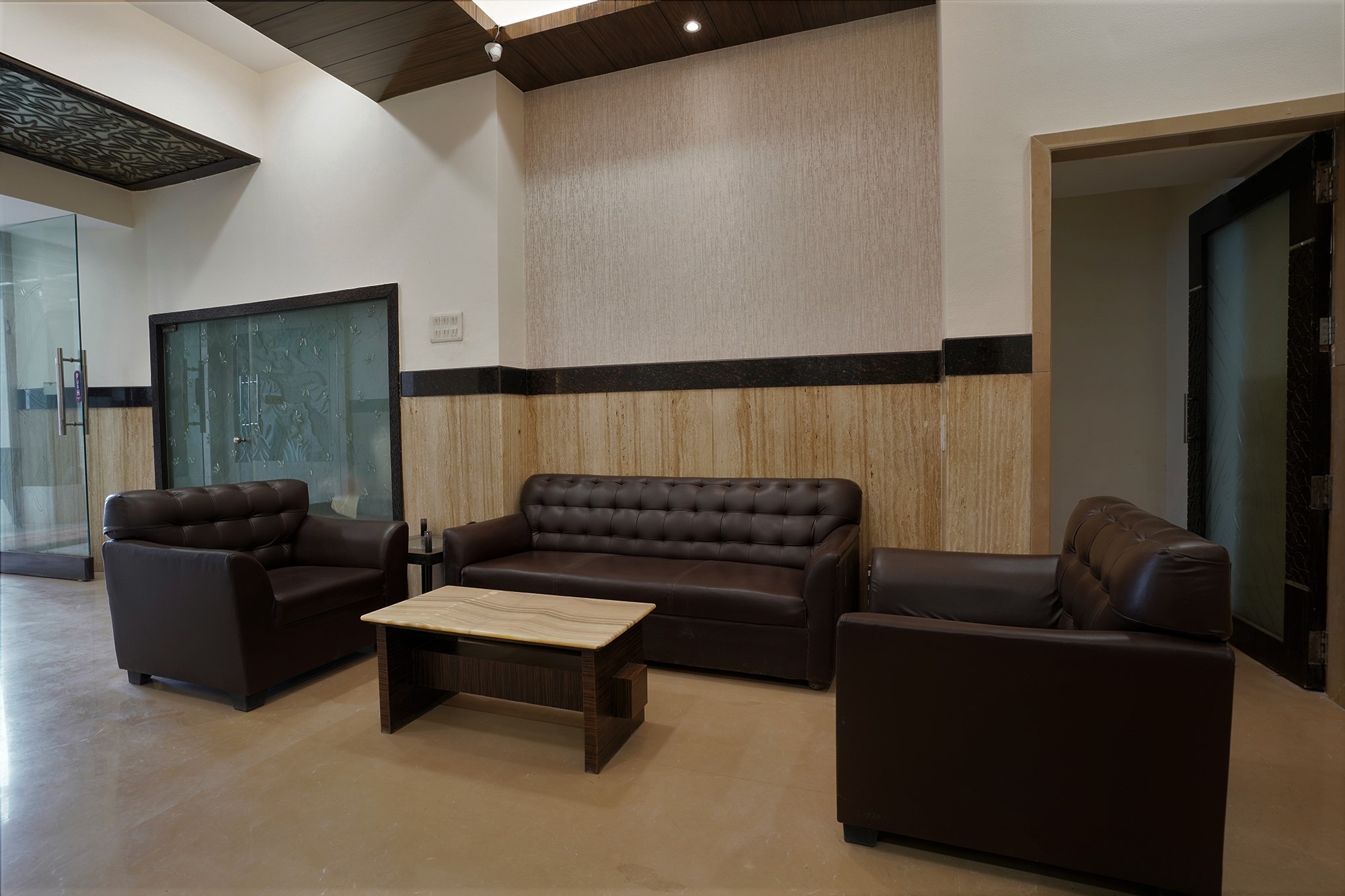 FabHotel Kamran Residency, Mumbai 3