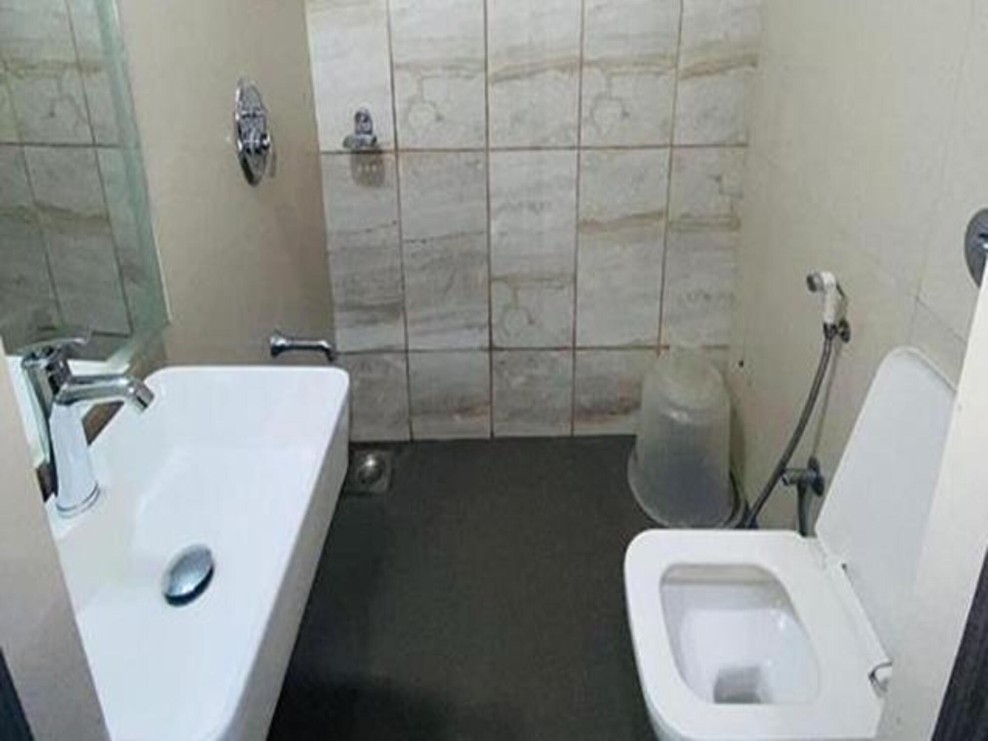 FabExpress Kalpana Elite, Mumbai 5