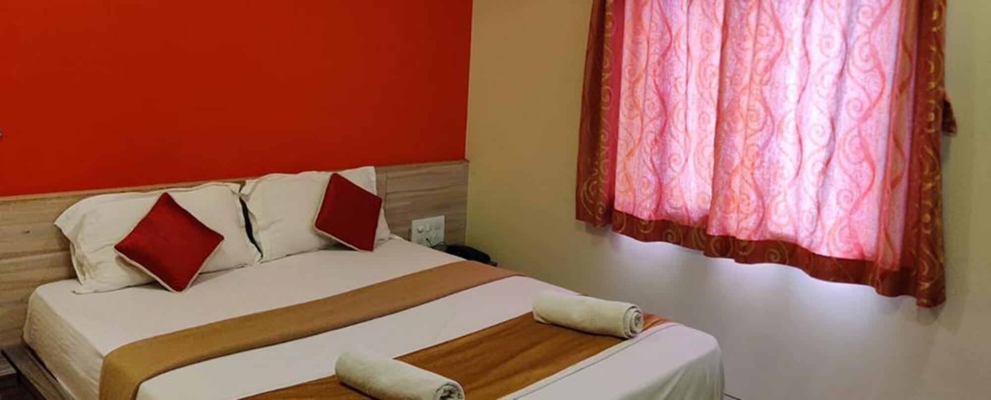 فاب هوتل أوم ساي إنترناشونال, Shirdi 2