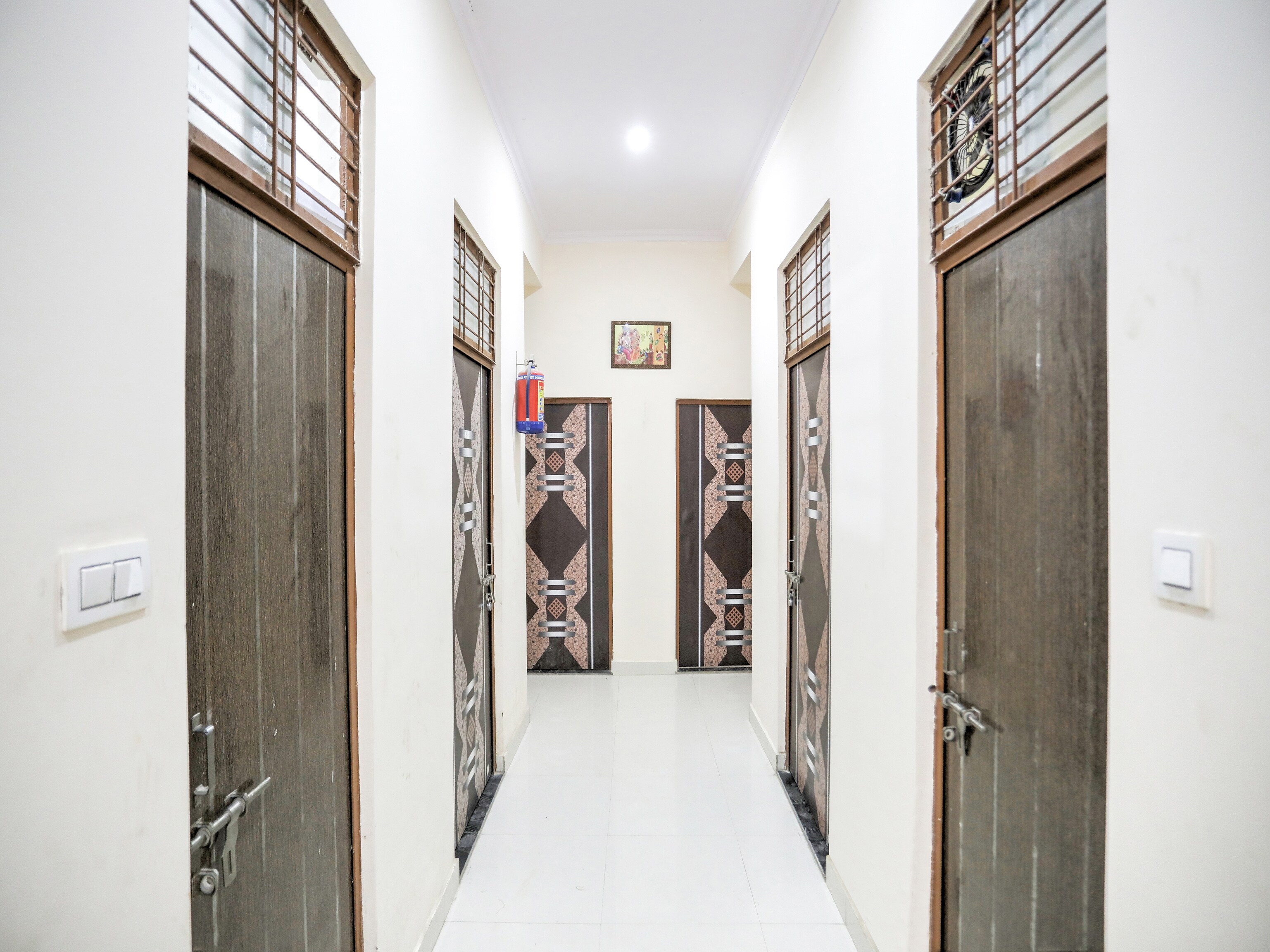 OYO 77842 Triveni Darshan, Allahabad 4