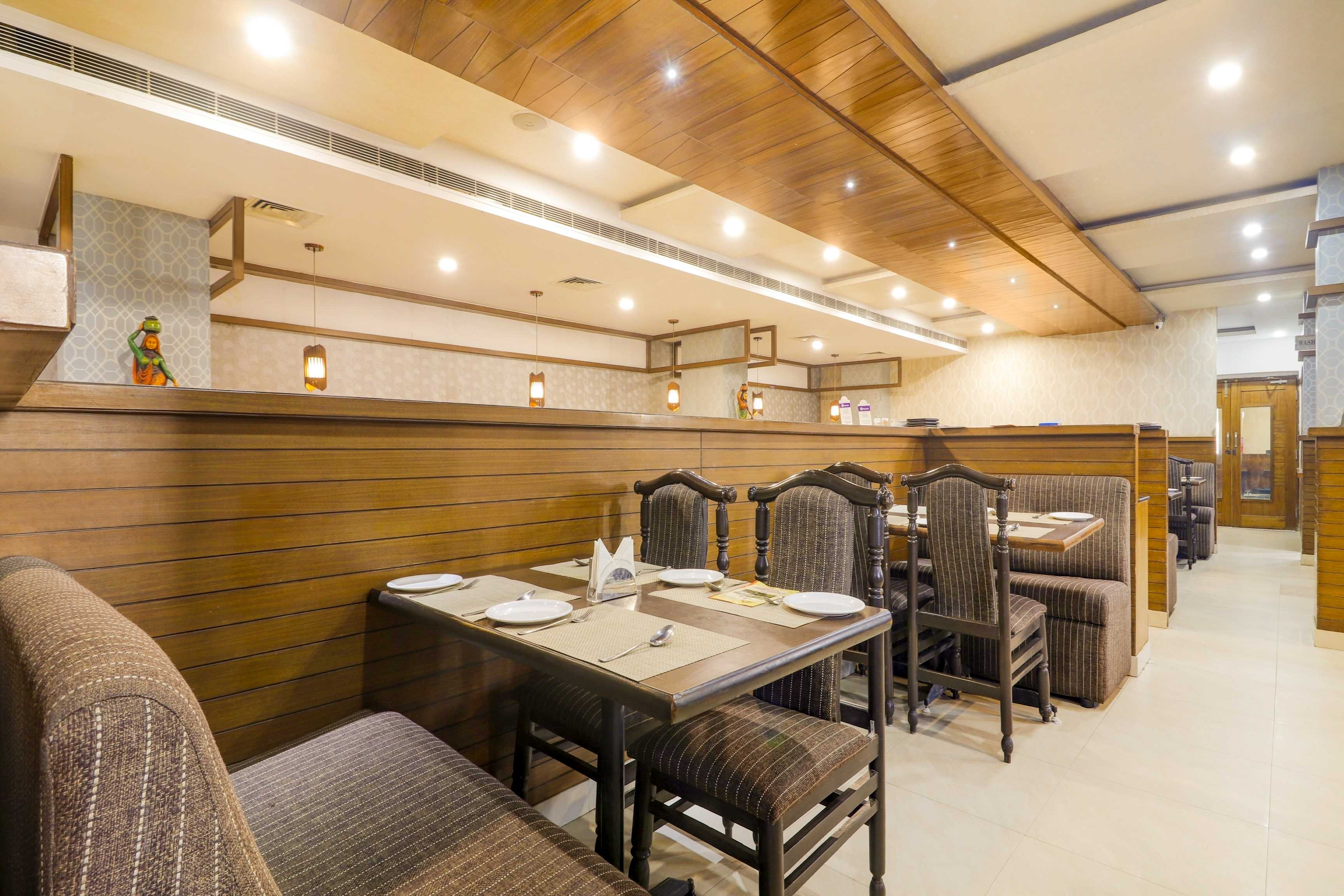 OYO 68894 Bommarillu Residency, Hyderabad 2