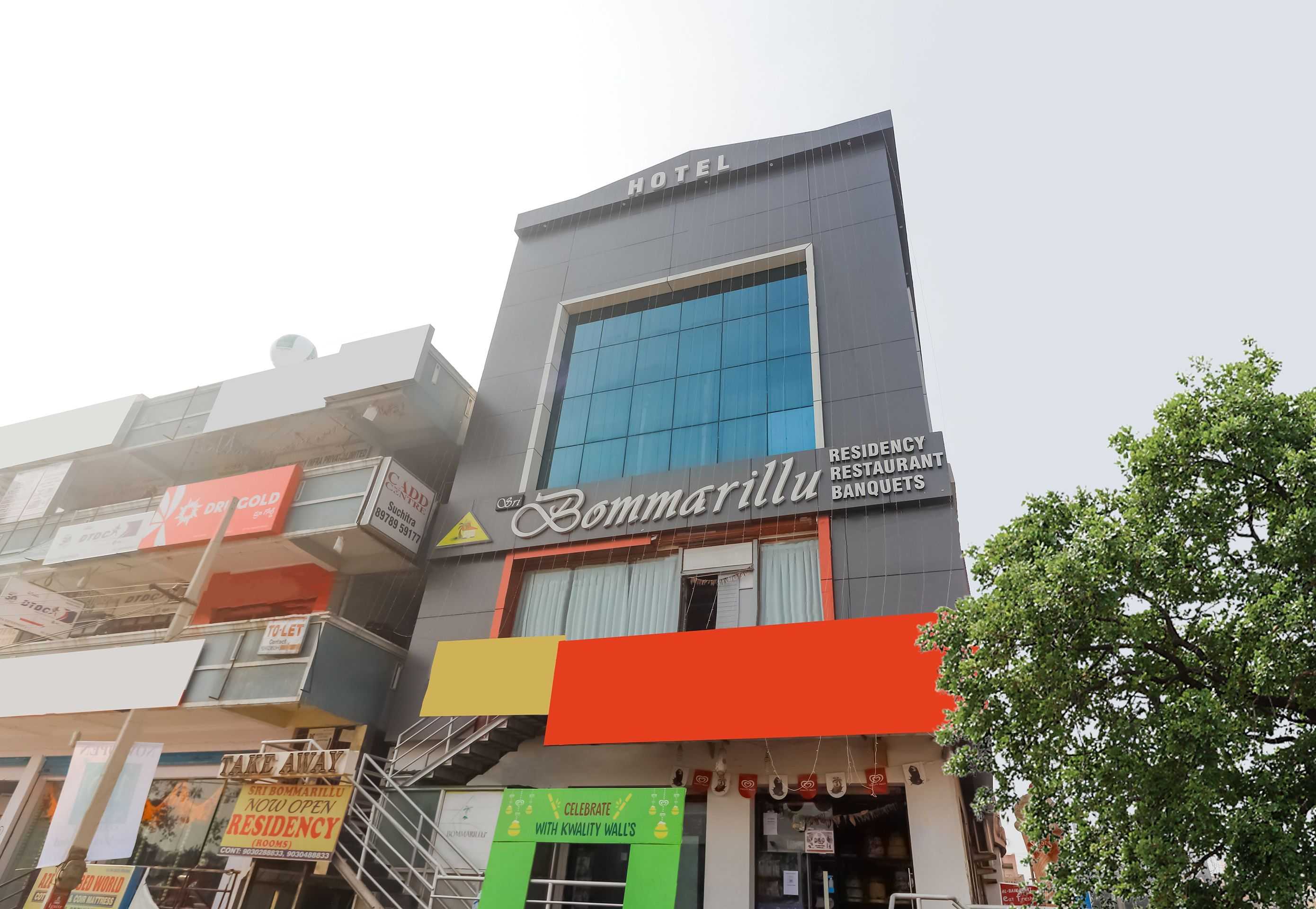 OYO 68894 Bommarillu Residency, Hyderabad 4