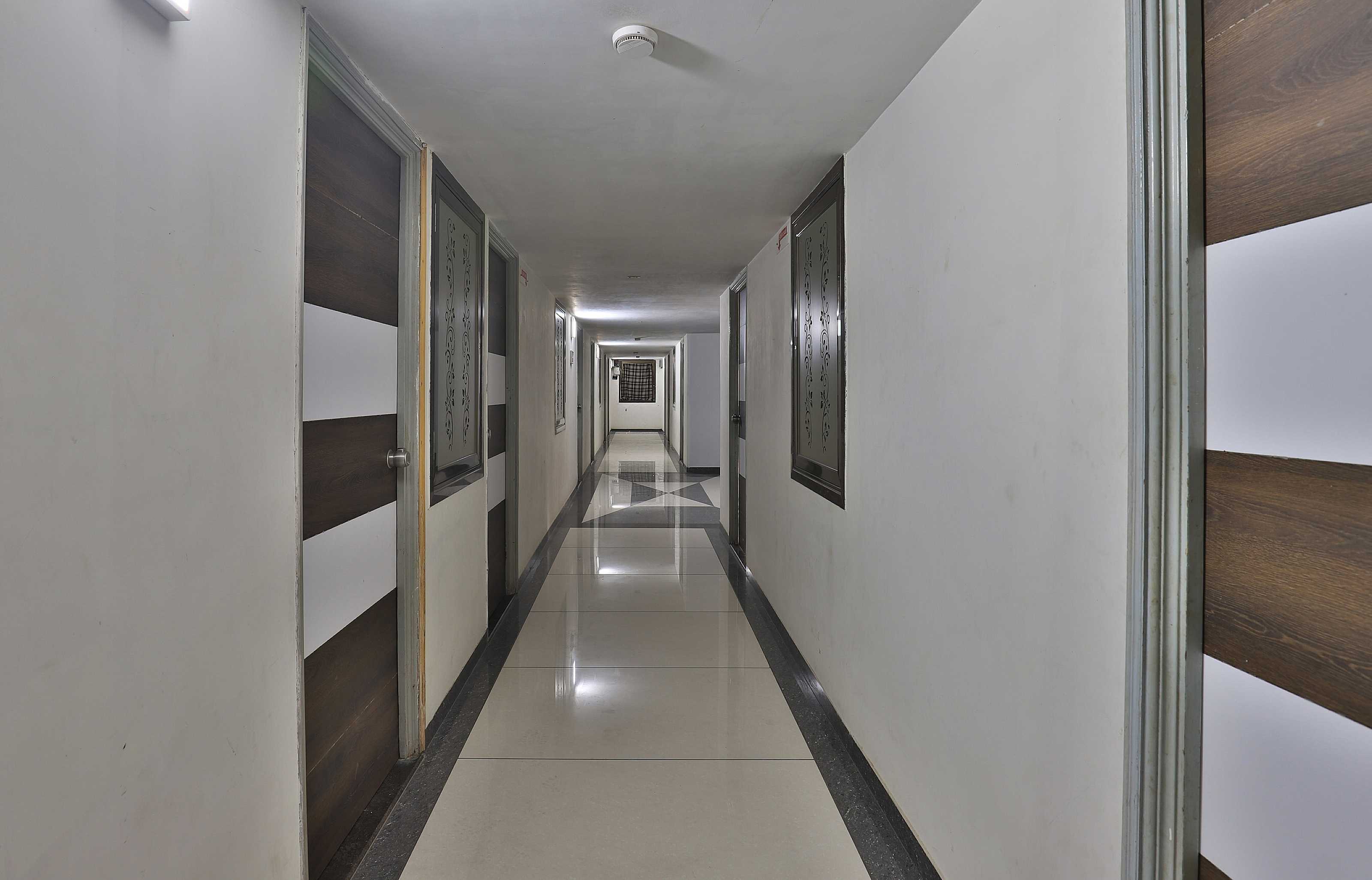 OYO 11543 Hotel Panchsheel, Vadodara 2