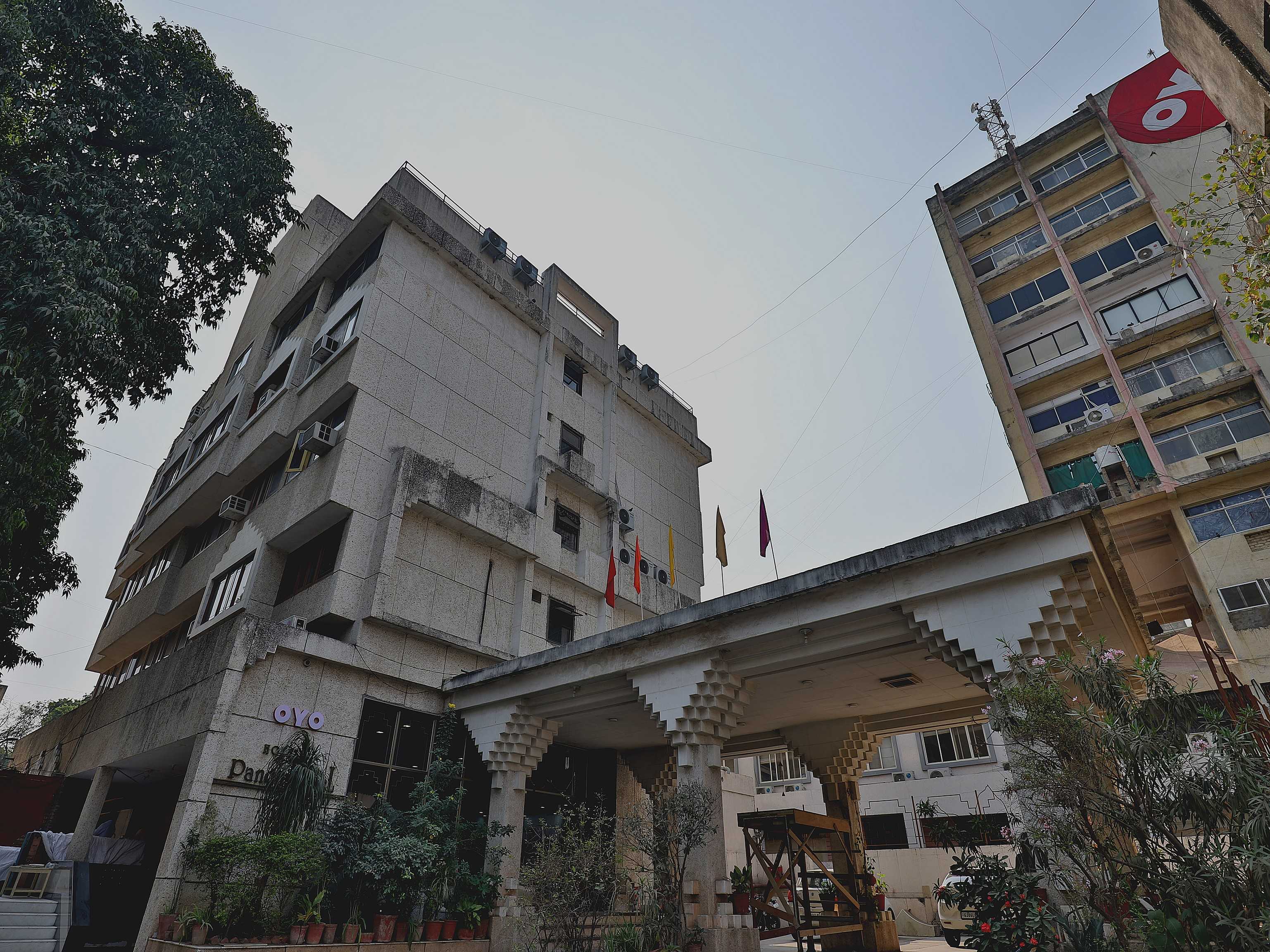 OYO 11543 Hotel Panchsheel, Vadodara 4