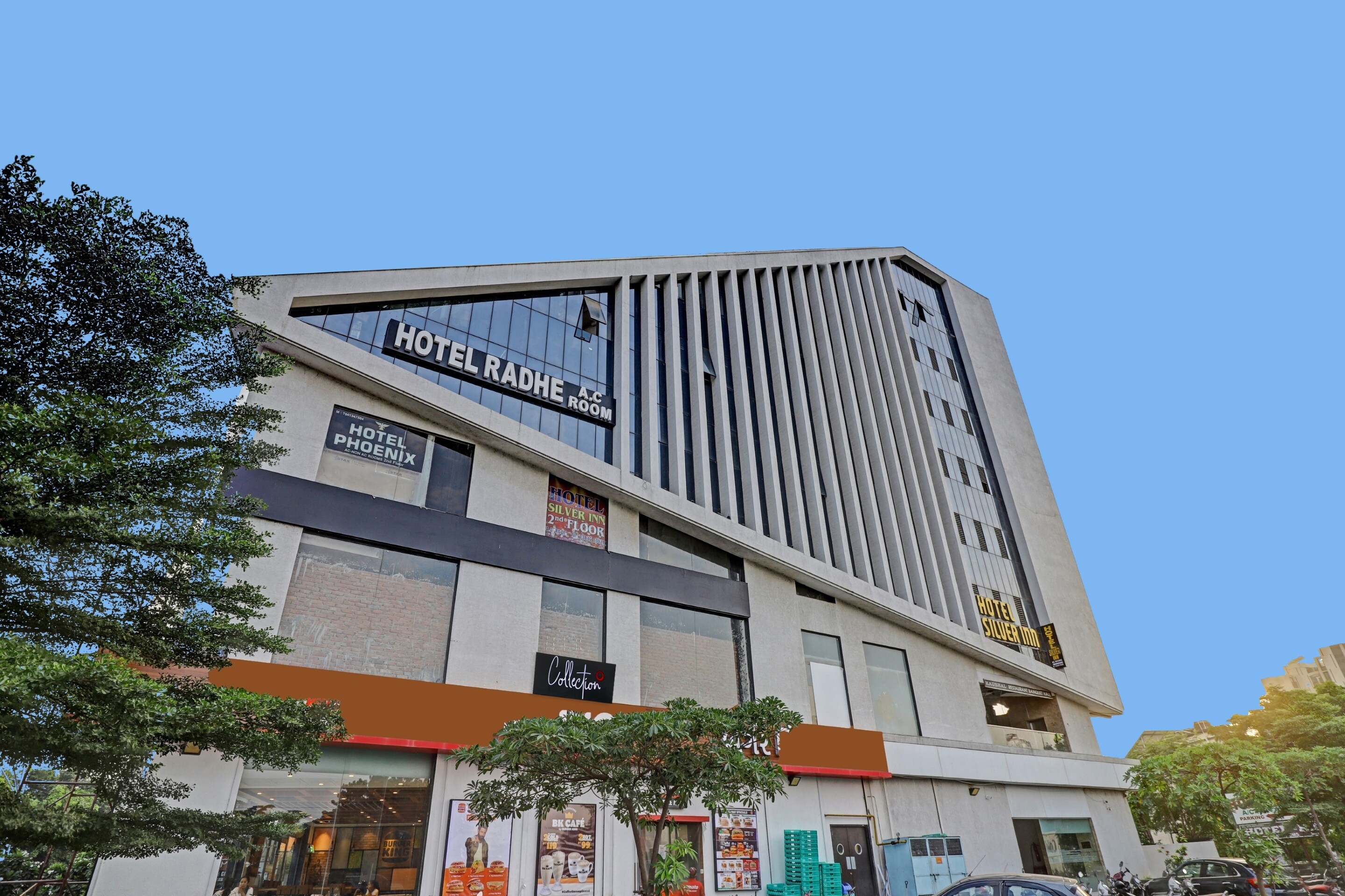 Collection O 92633 Hotel Silver Inn, Ahmedabad 4