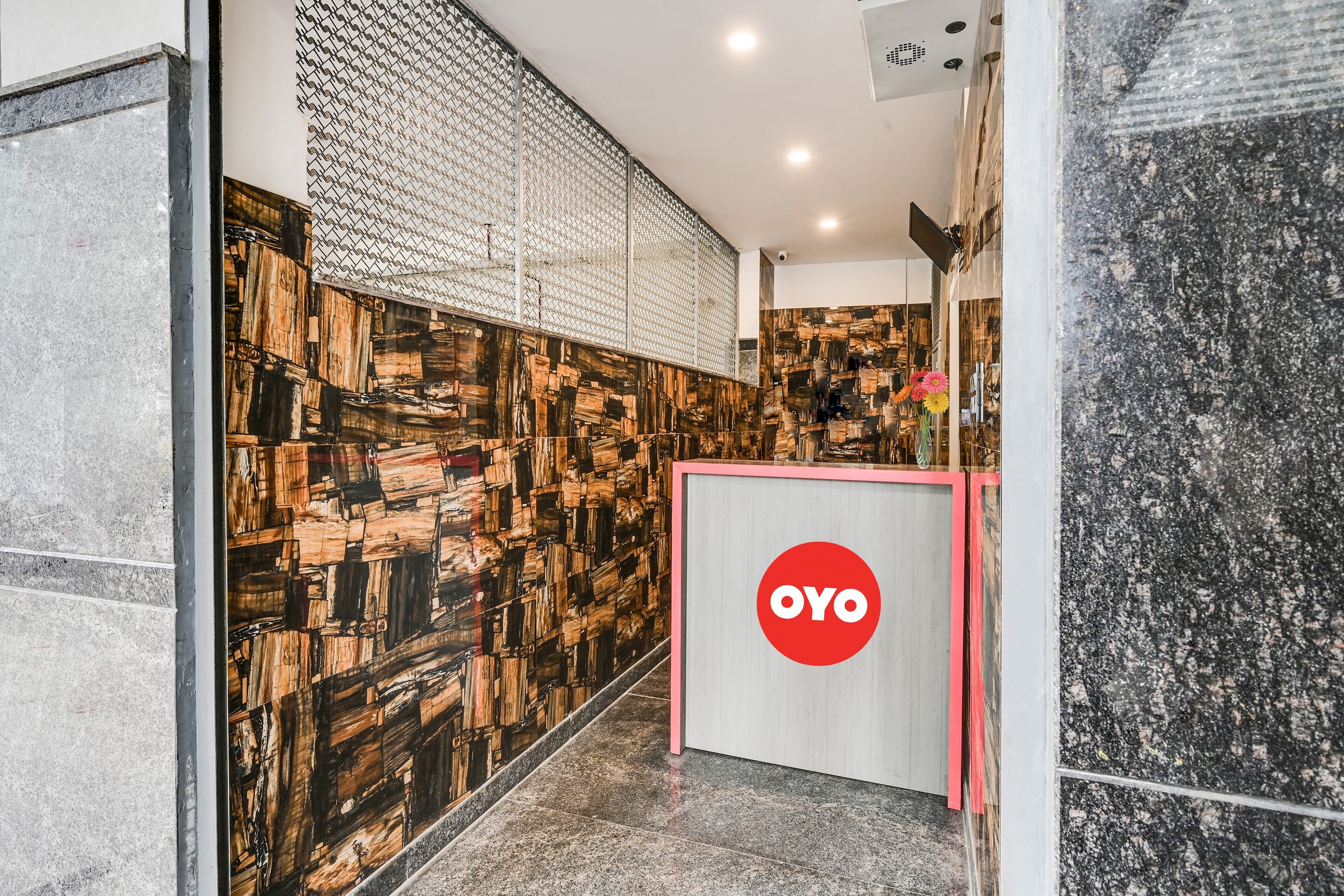 Capital O 93425 Mr Guestline, Bangalore 3