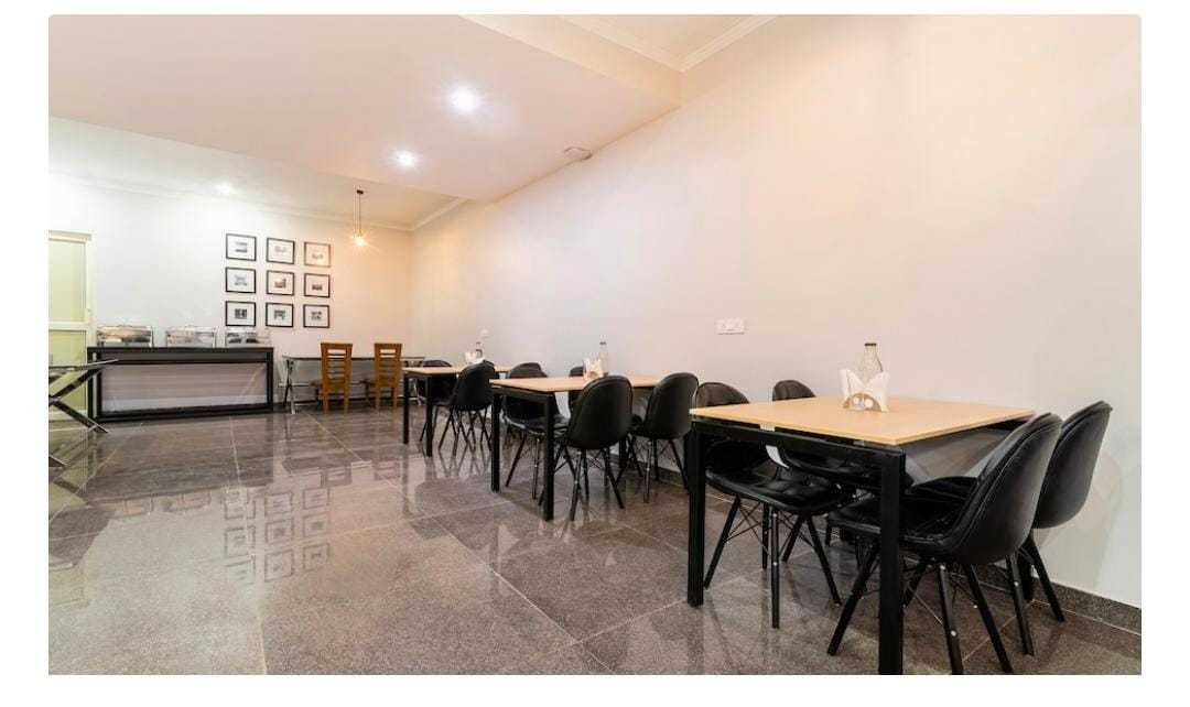 OYO 93155 Hotel Dream, New Delhi 3