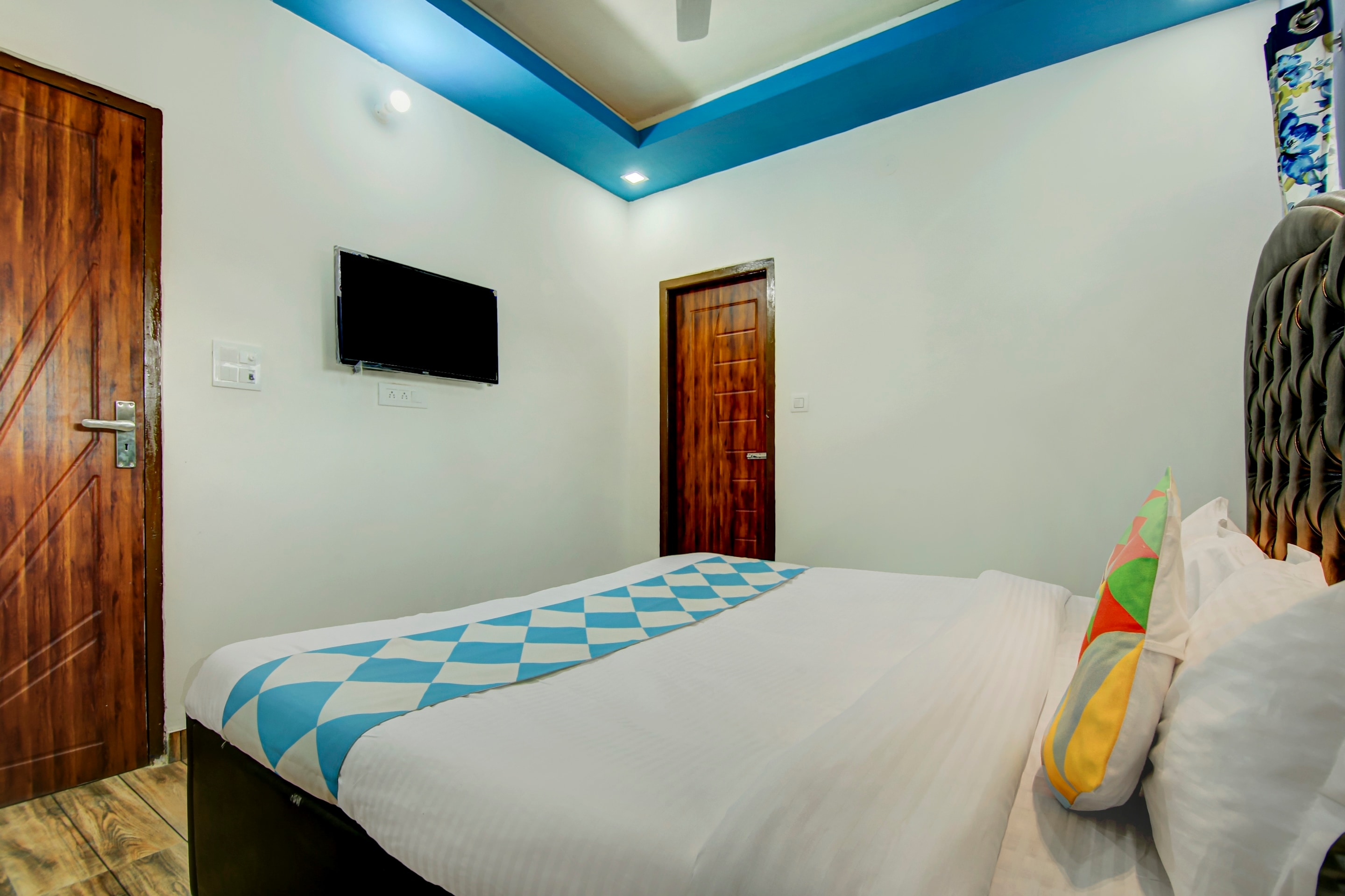 OYO Home 78205 Picturesque Stay, Dehradun 4