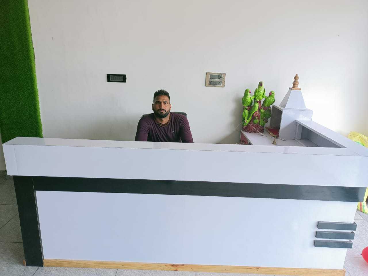 OYO 88731 Hotel, Moradabad 2