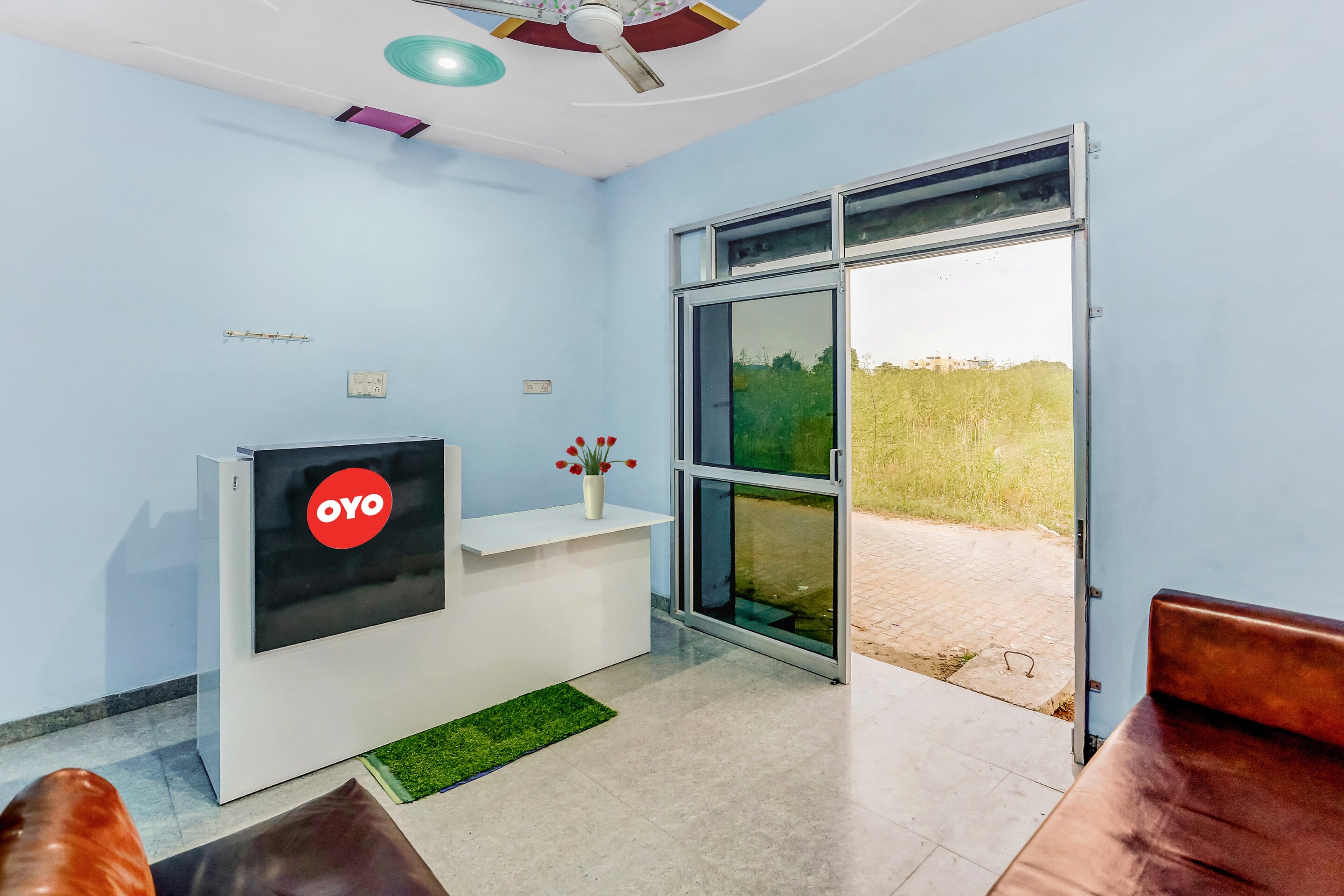 OYO Flagship 93333 K D Guest House, Manesar 4
