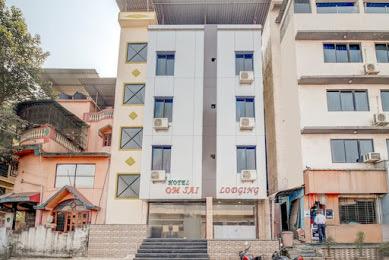 OYO 72564 Om Sai Lodge Hotel, Navi Mumbai 3
