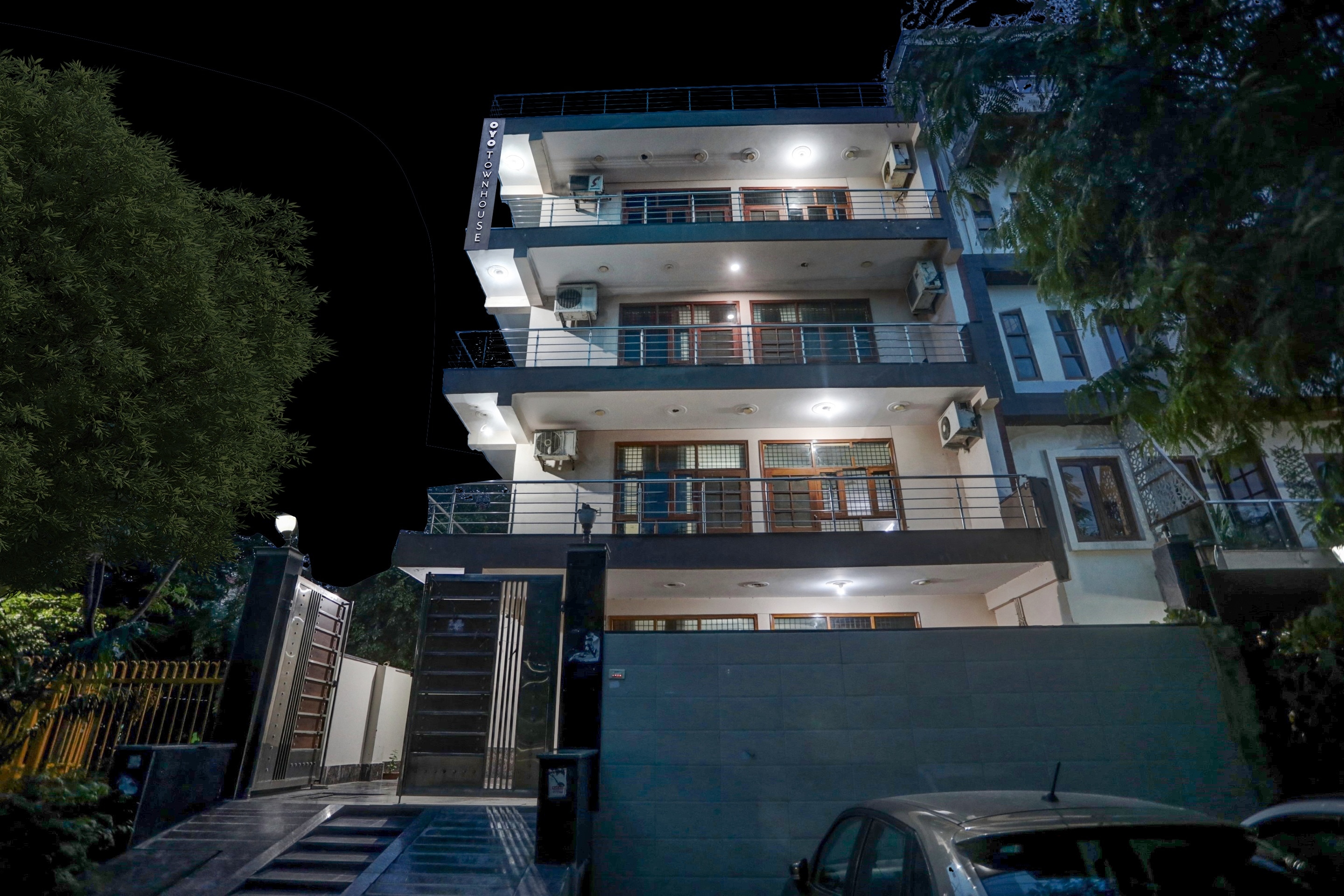 Collection O 93342 Antariksh Paradise, Noida 1