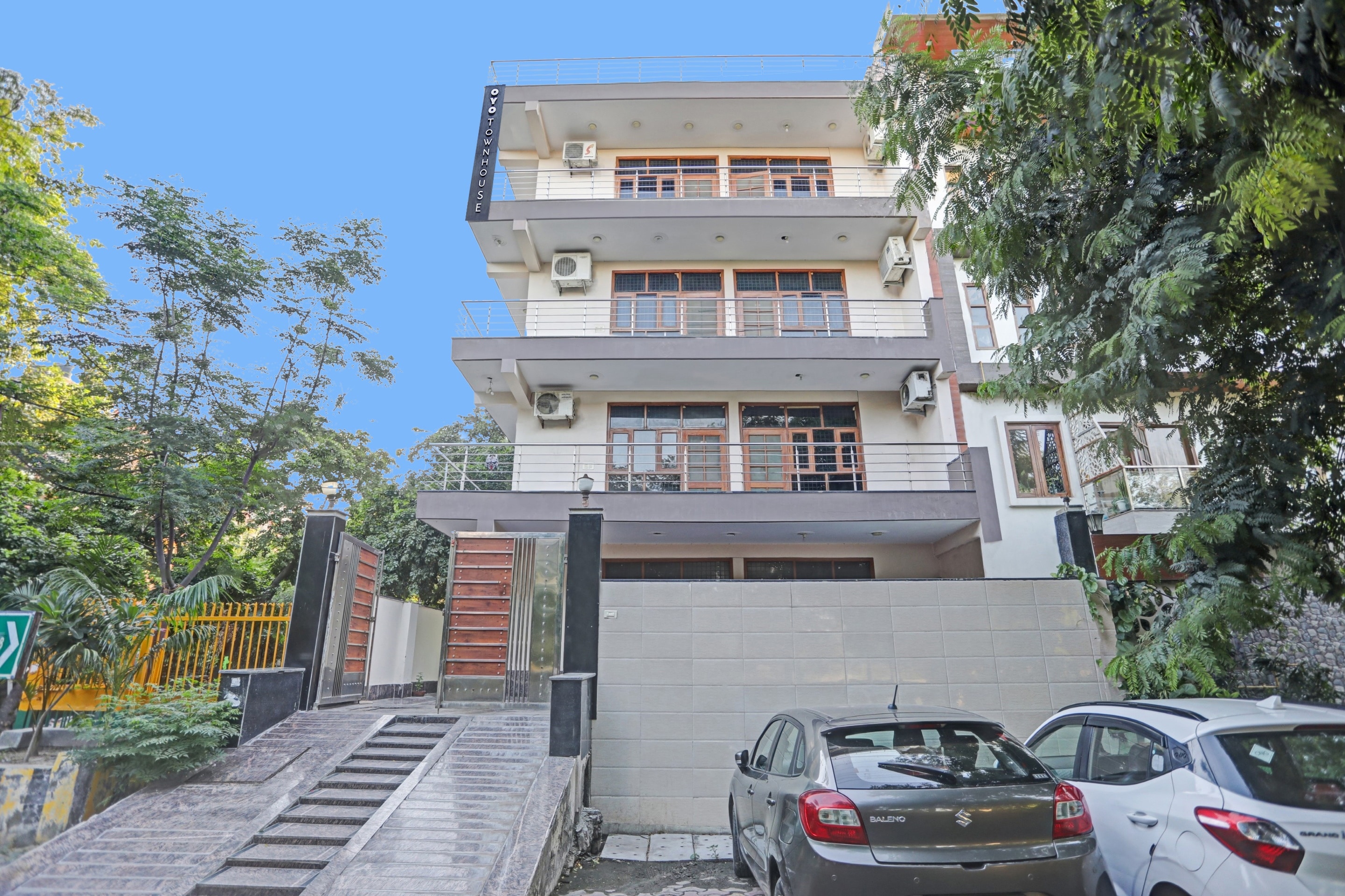 Collection O 93342 Antariksh Paradise, Noida 5