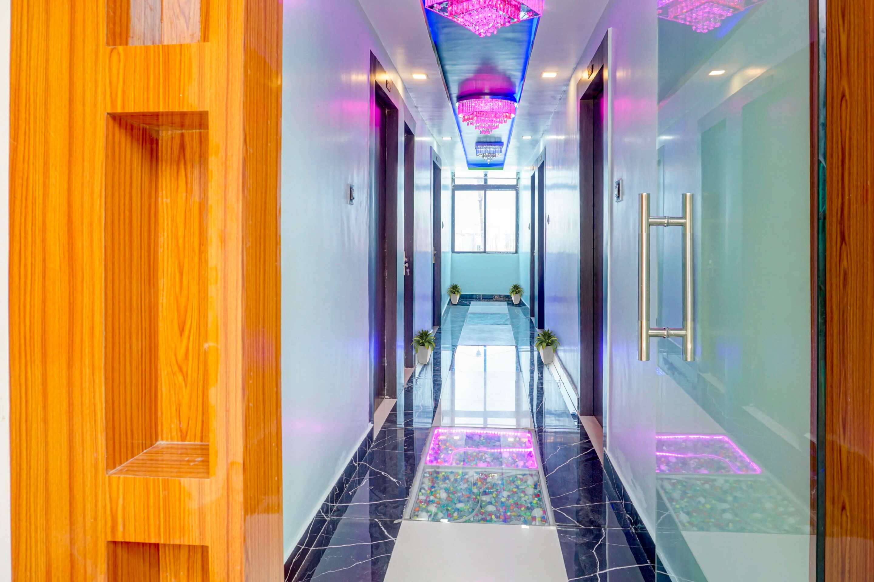 OYO Flagship 92829 Sk Brother Hotel, Patna 5