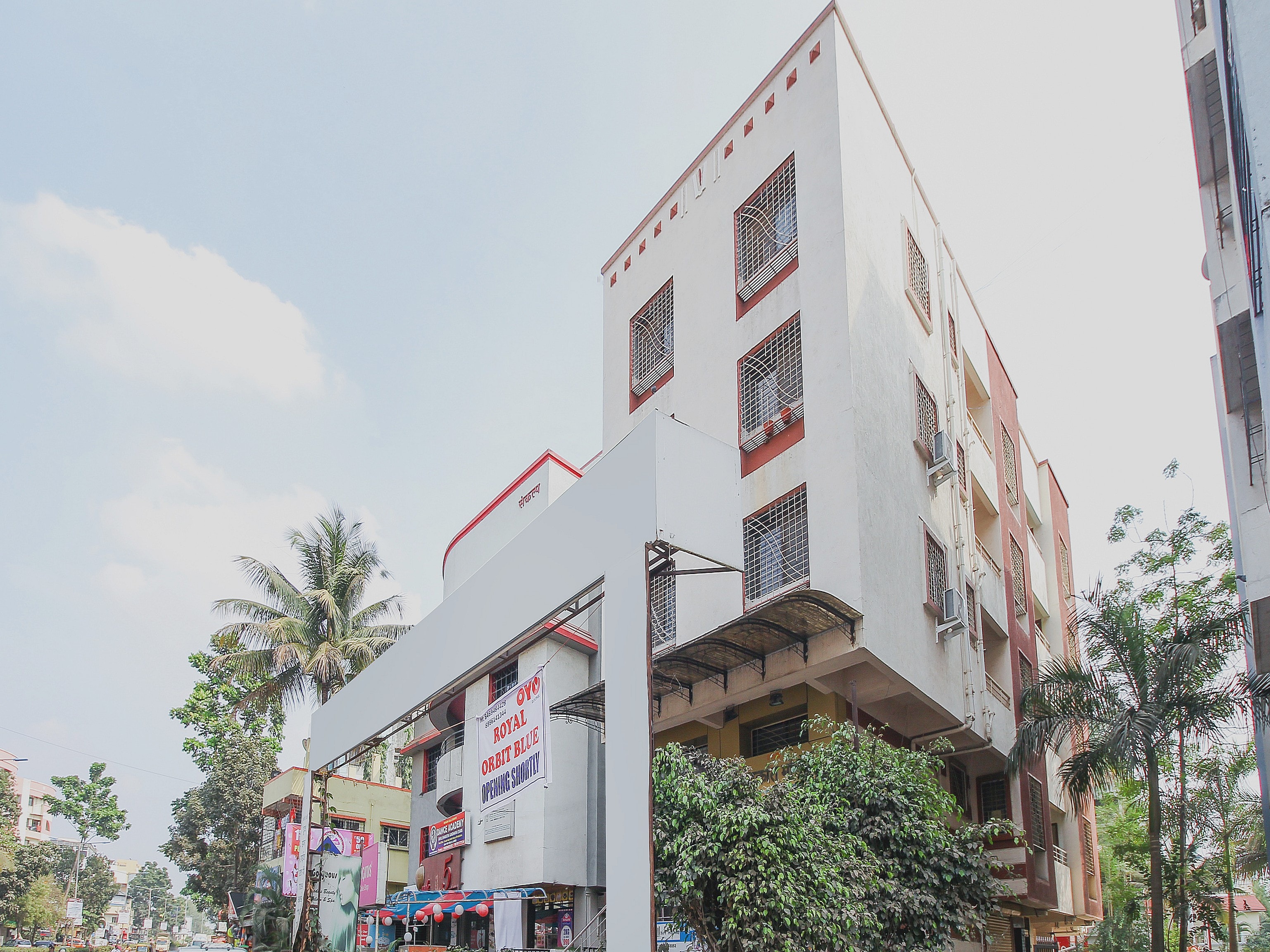 OYO 70336 Royal Orbit Blue, Pune 5