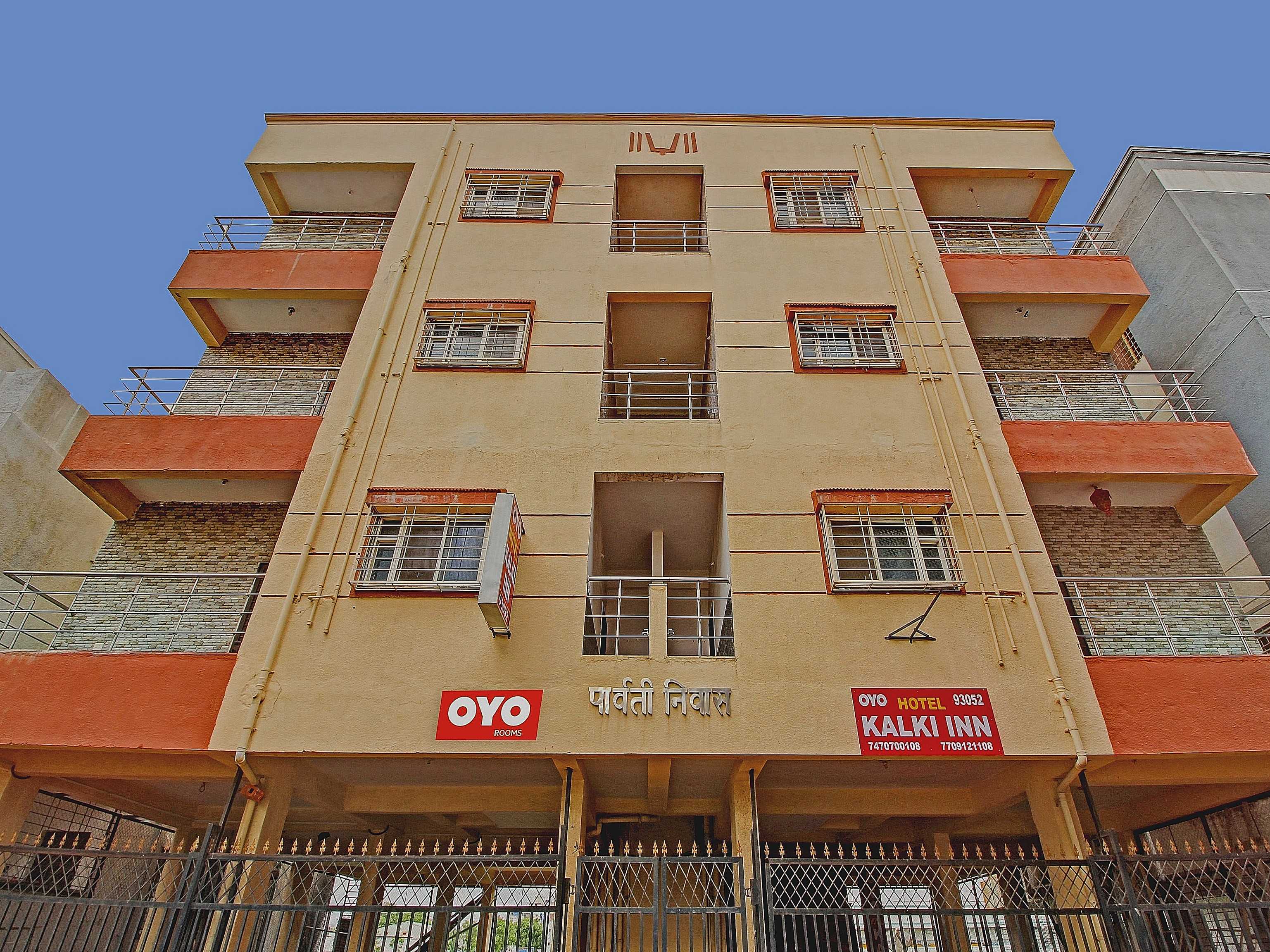 OYO Flagship 93052 Hotel Kalki Inn, Pune 3