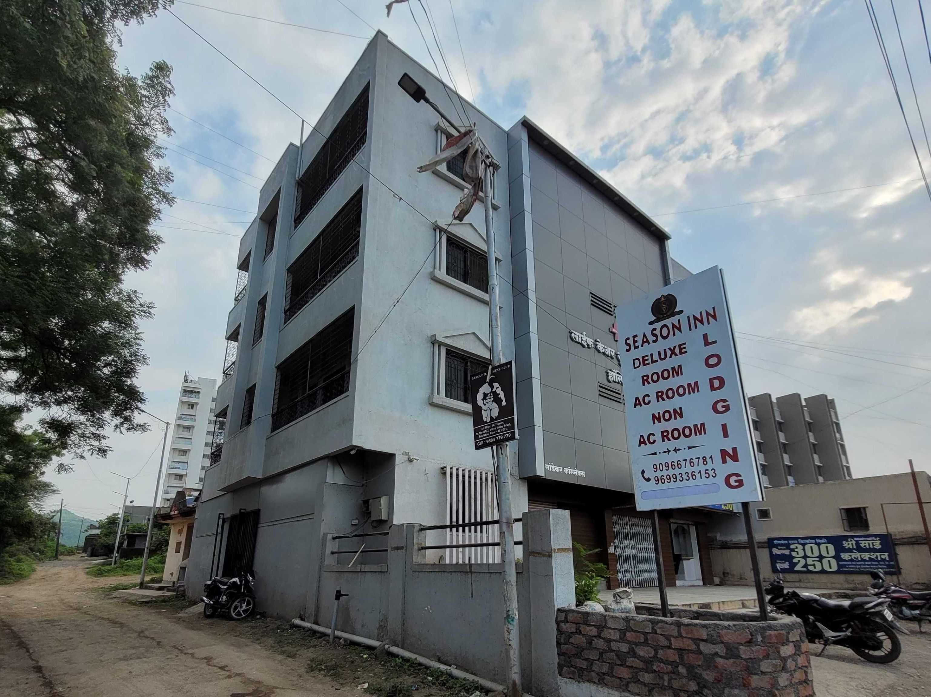 OYO Flagship 93630 Season Inn, Pune 2