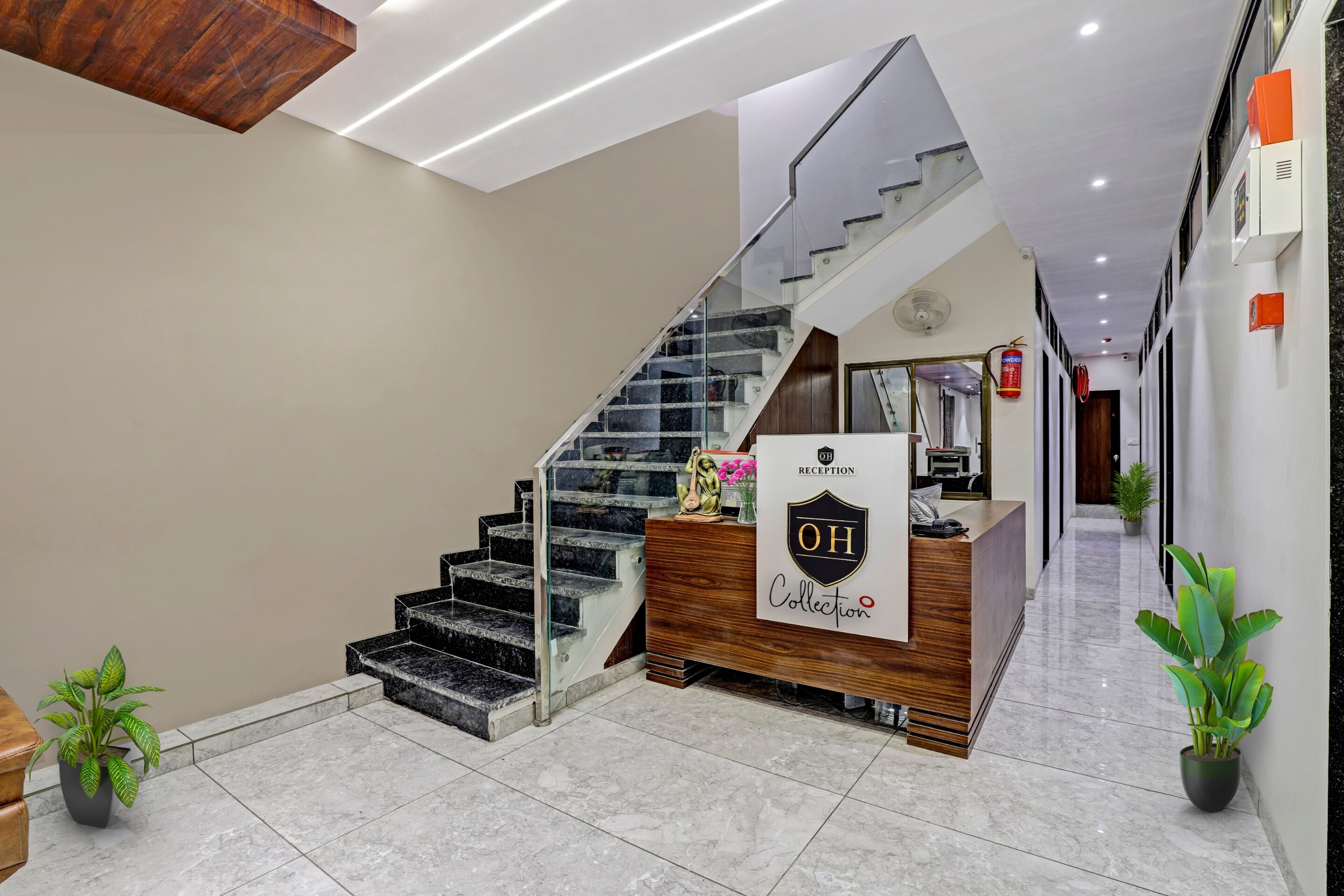 COLLECTION O 87603 Ospite Hotel, Surat 5