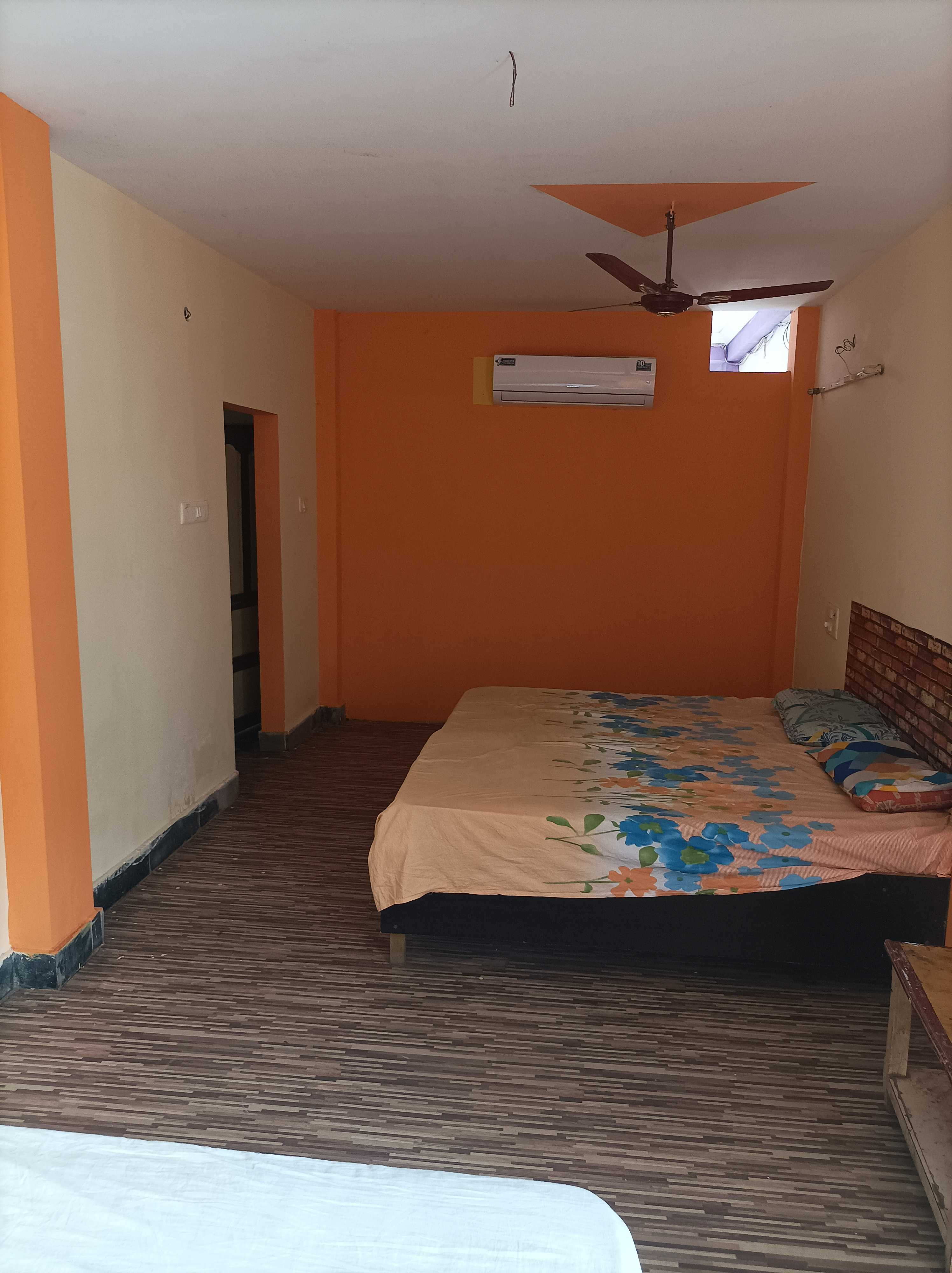 OYO 89446 Bavana Lodge, Rajahmundry 2
