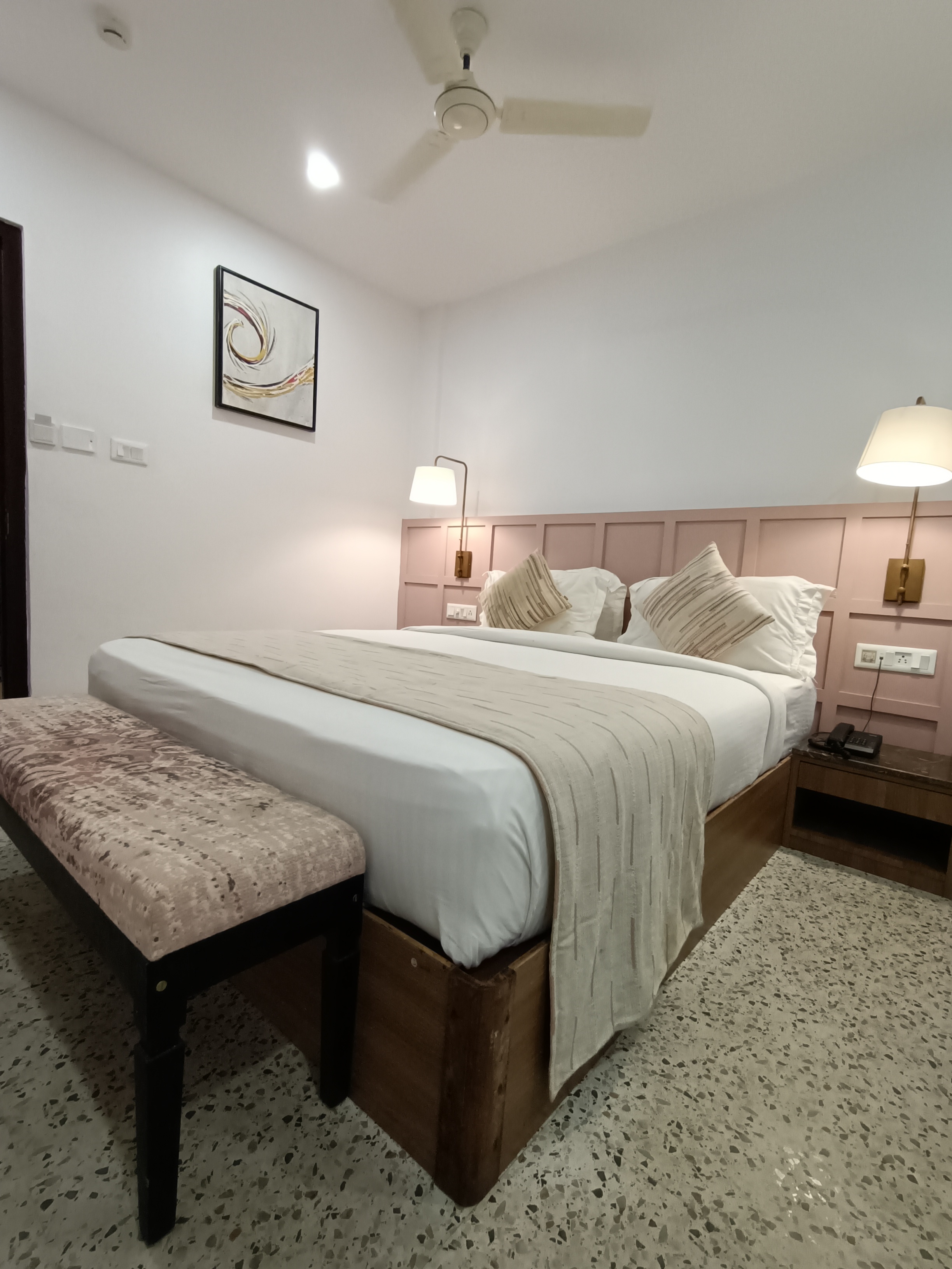 Cozy Room with Garden View