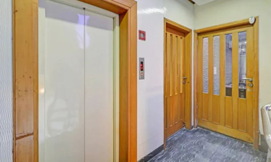 Downtown Travelodge - Blue Moon, New Delhi 2