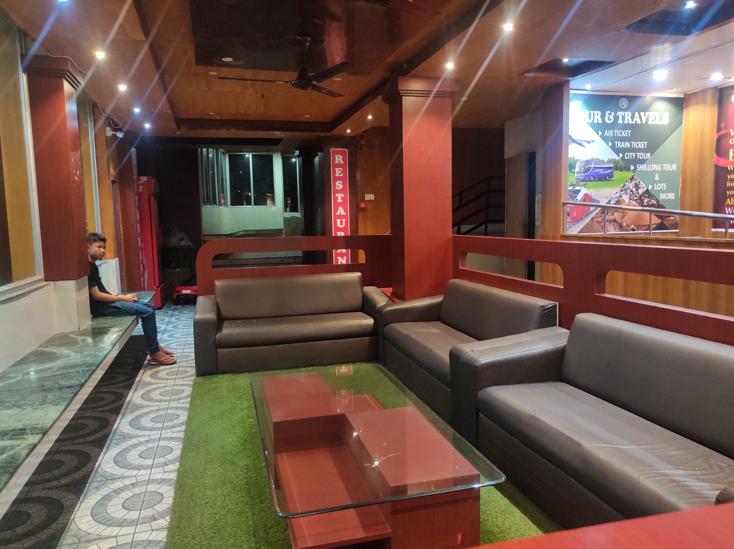 Hotel Om Regency, Guwahati 3