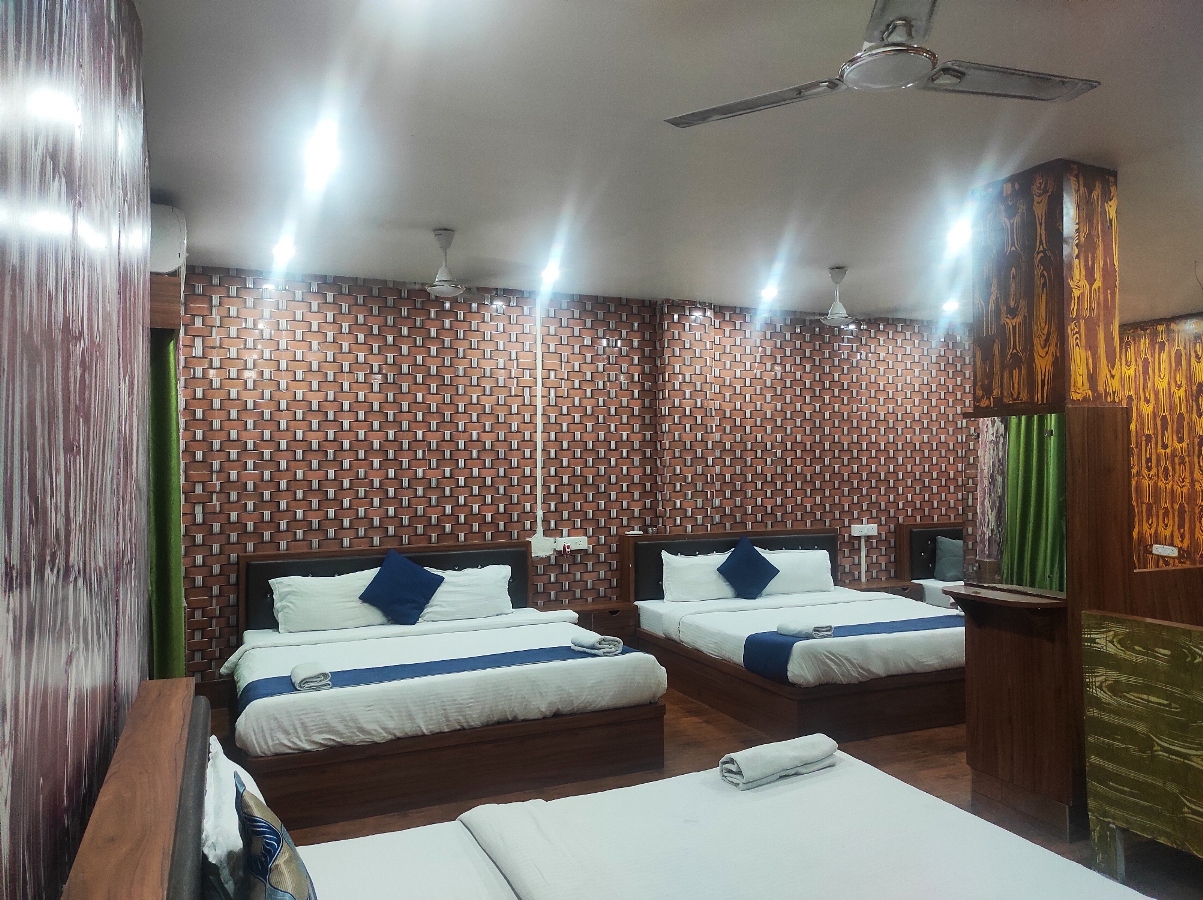 Hotel Om Regency, Guwahati 5