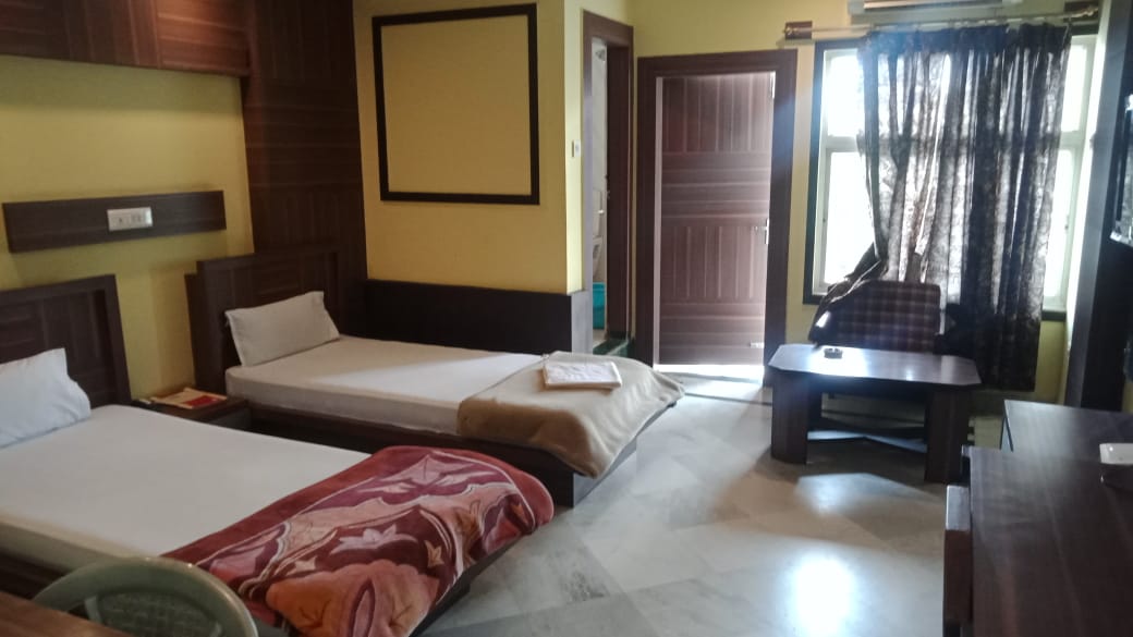 Hotel Centre Point, Shillong 4