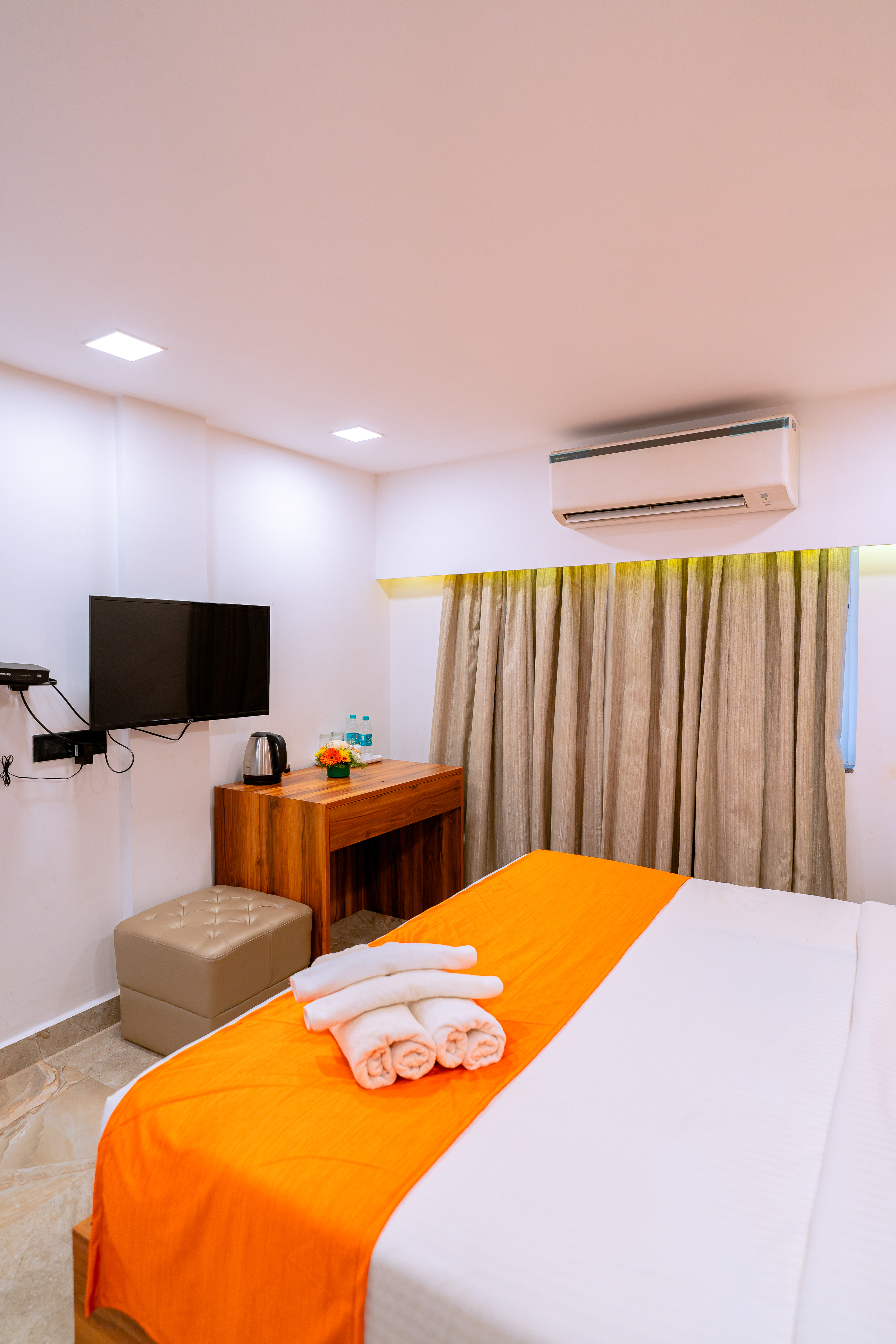 HOTEL CALANGUTE CASTLE, Goa 5