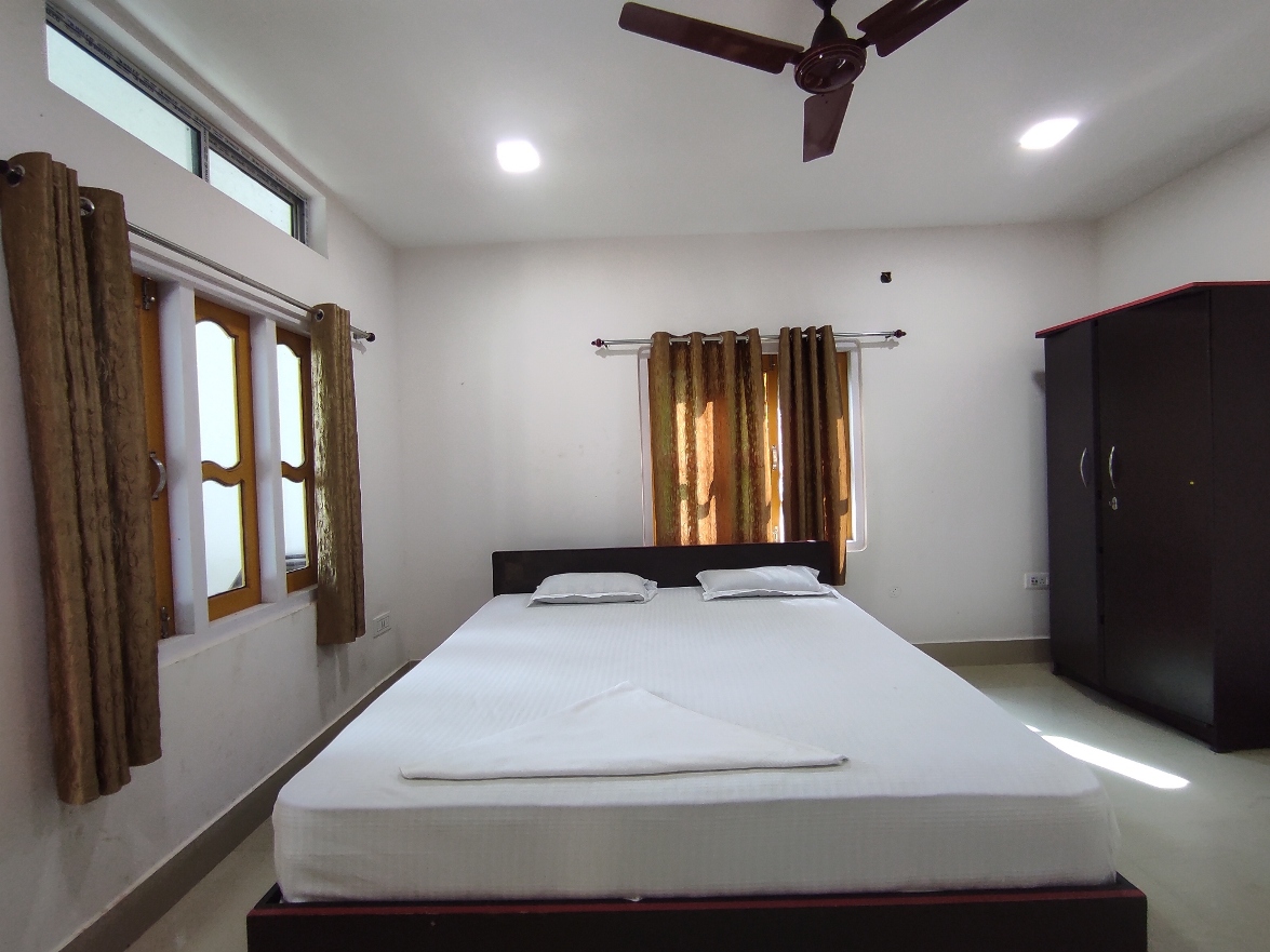 Homocation Samaina Cottage