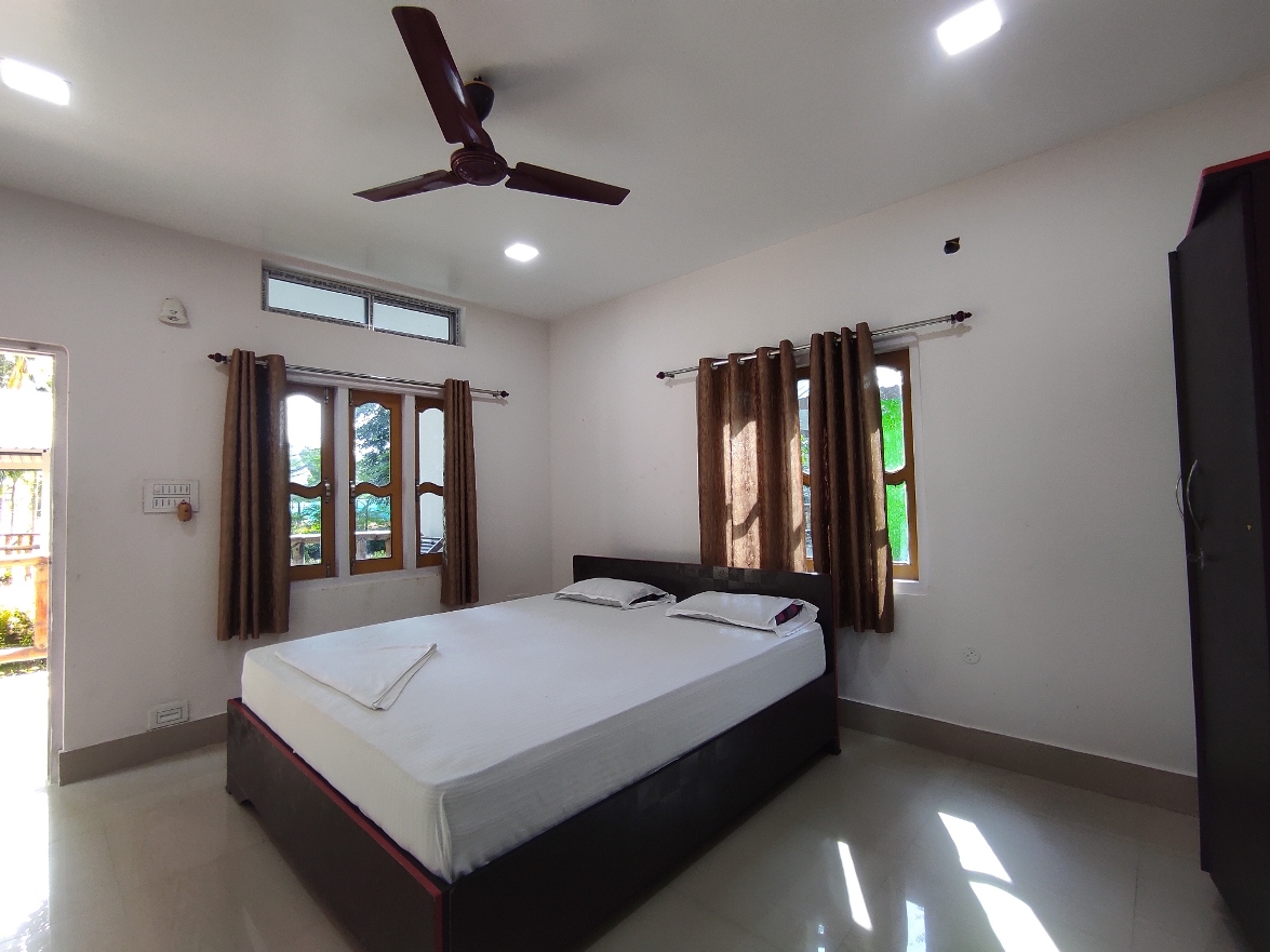 Homocation Samaina Cottage