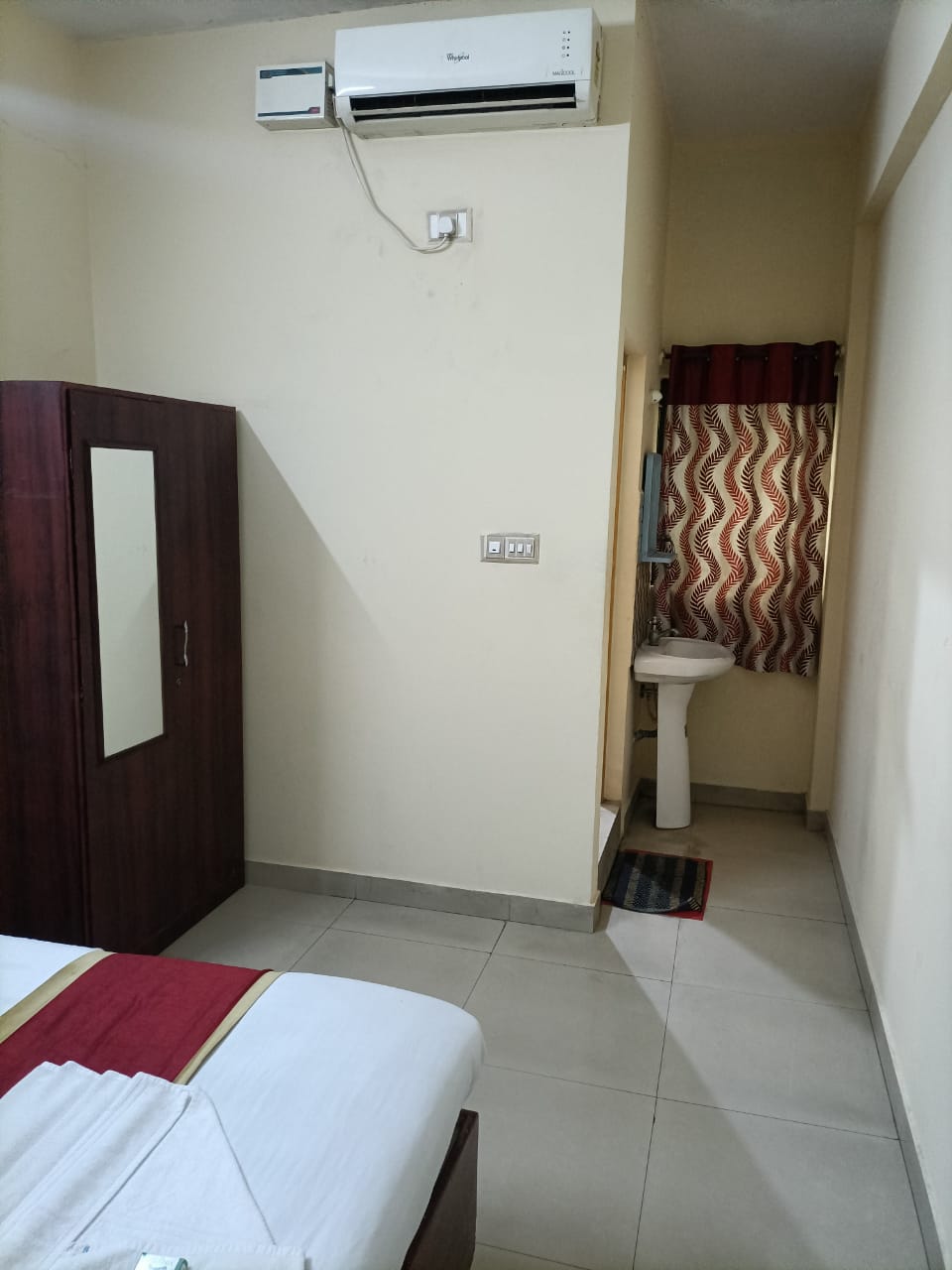 i-ROOMZ Aashish Residency, Bangalore 5