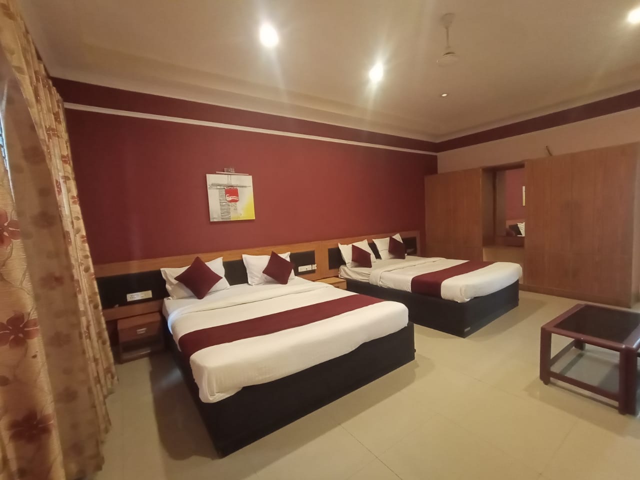 i-ROOMZ R R International, Mysore 5