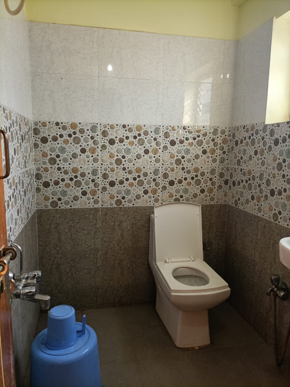 i-ROOMZ Hotel Vishwa Lodging, Dharwad 3
