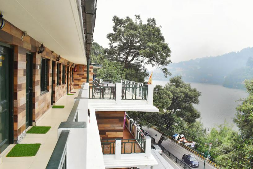 Hotel Shivraj - Lake View Hotel, Nainital 5